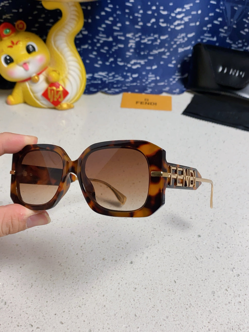 Fendi Oversized Brown Lens Sunglasses for Women - detail image 5
