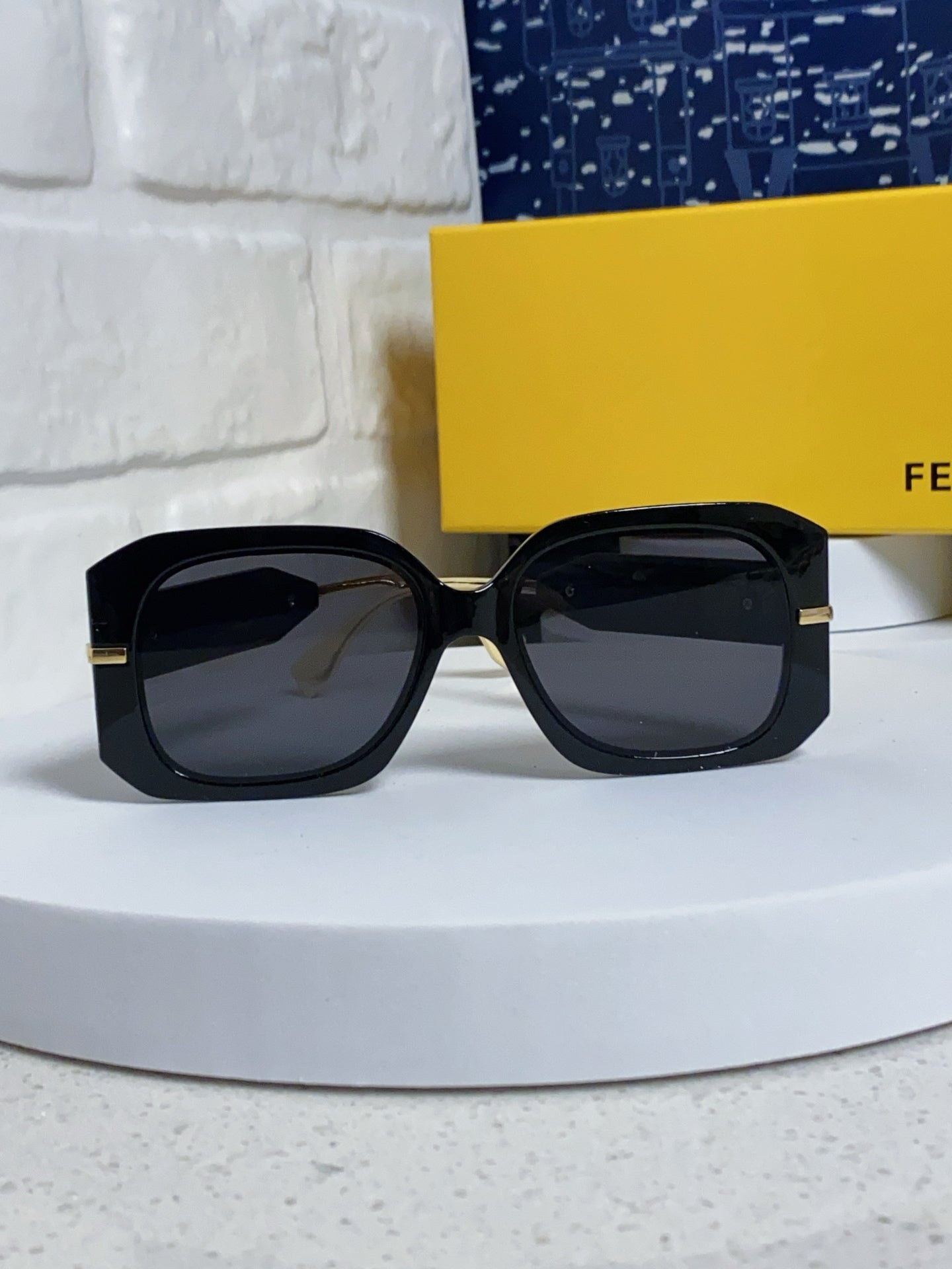 Fendi Oversized Silver Lens Sunglasses for Women - detail image 2