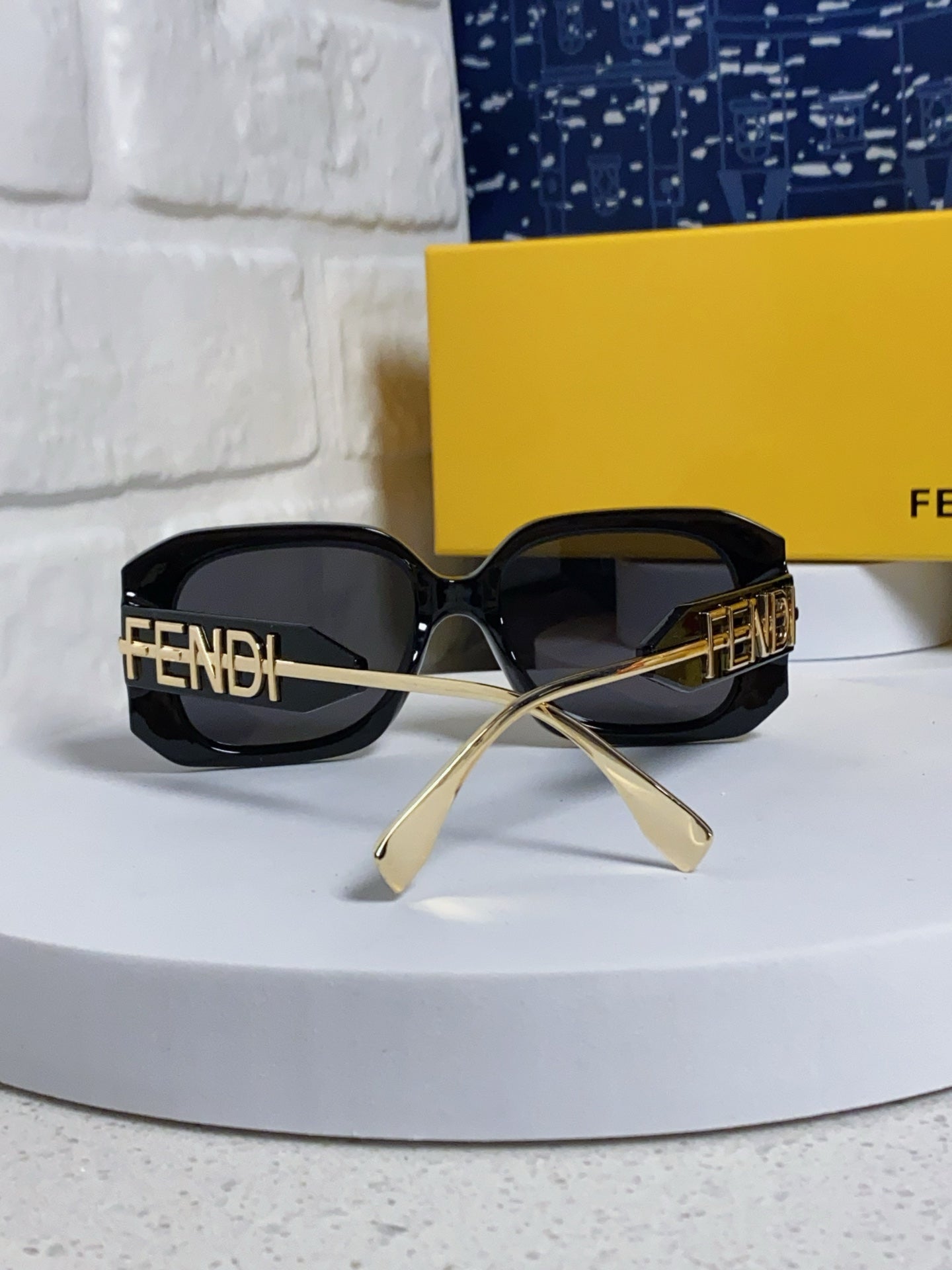 Fendi Oversized Silver Lens Sunglasses for Women - detail image 3