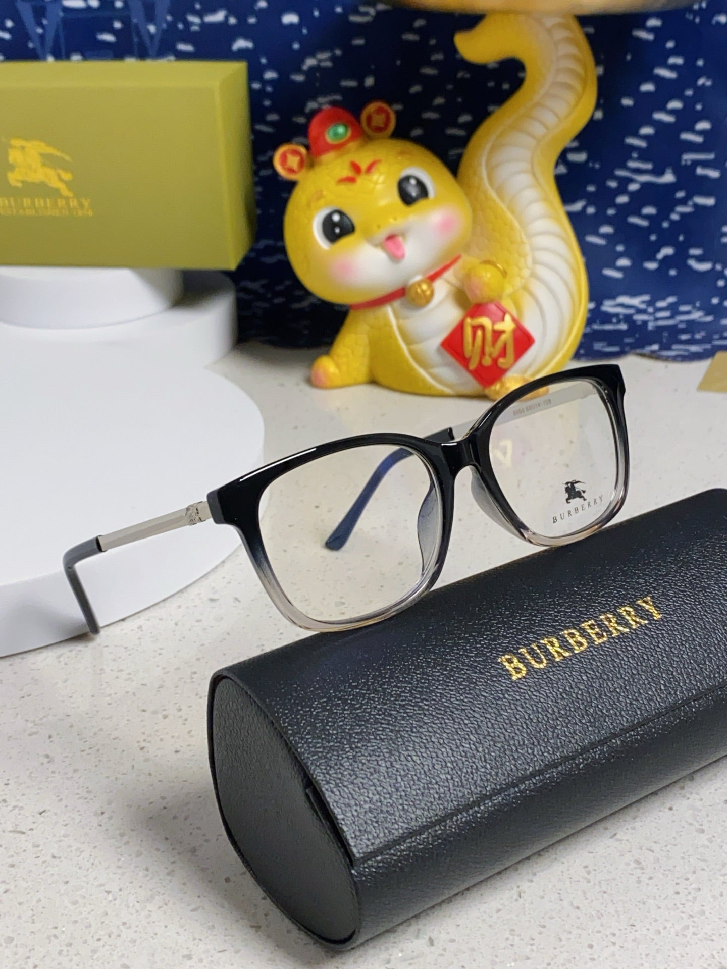 Burberry Fashion Silver Lens Sunglasses for Men & Women - 465984 - detail image 10