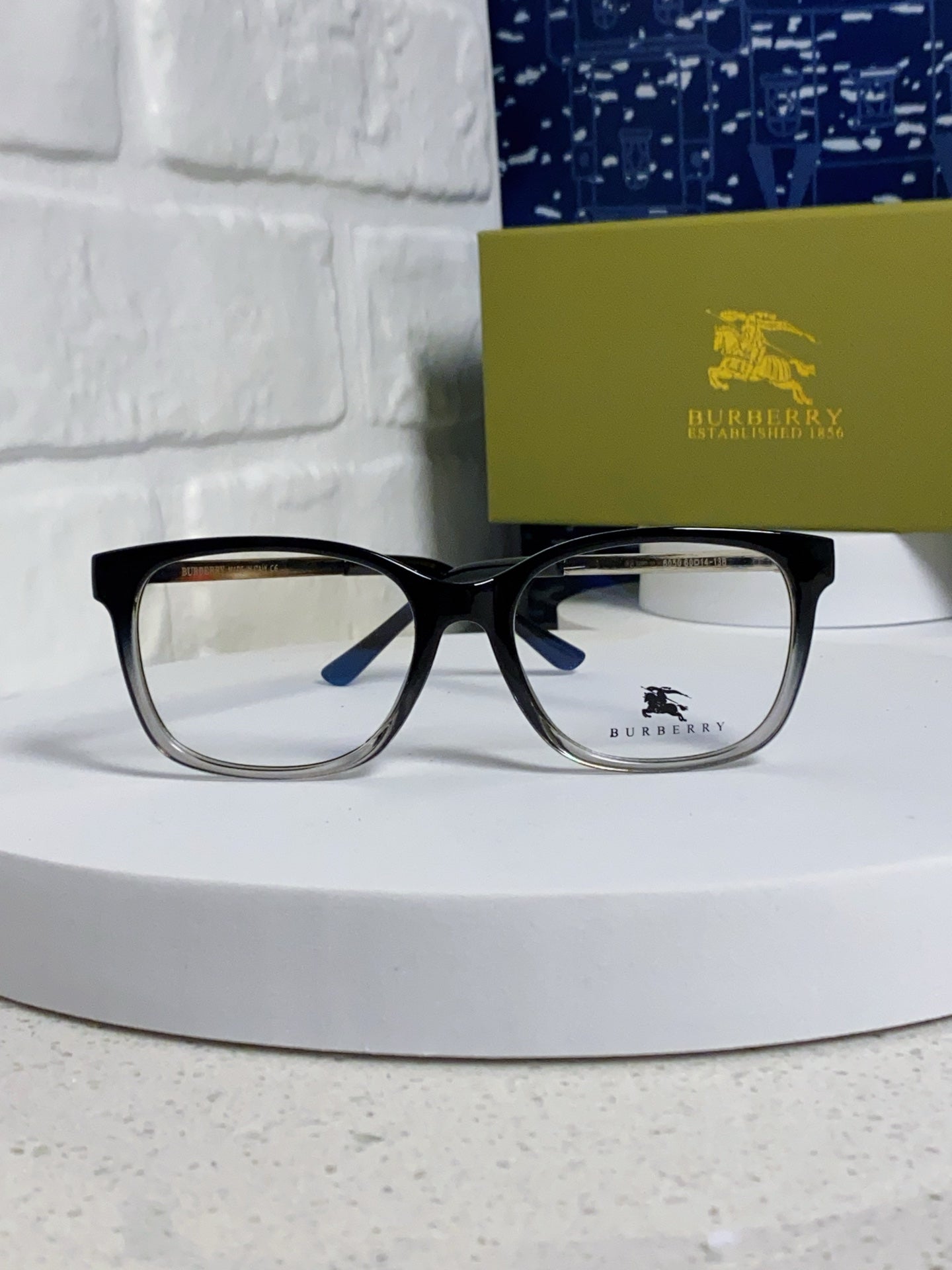 Burberry Fashion Silver Lens Sunglasses for Men & Women - 465984 - detail image 2