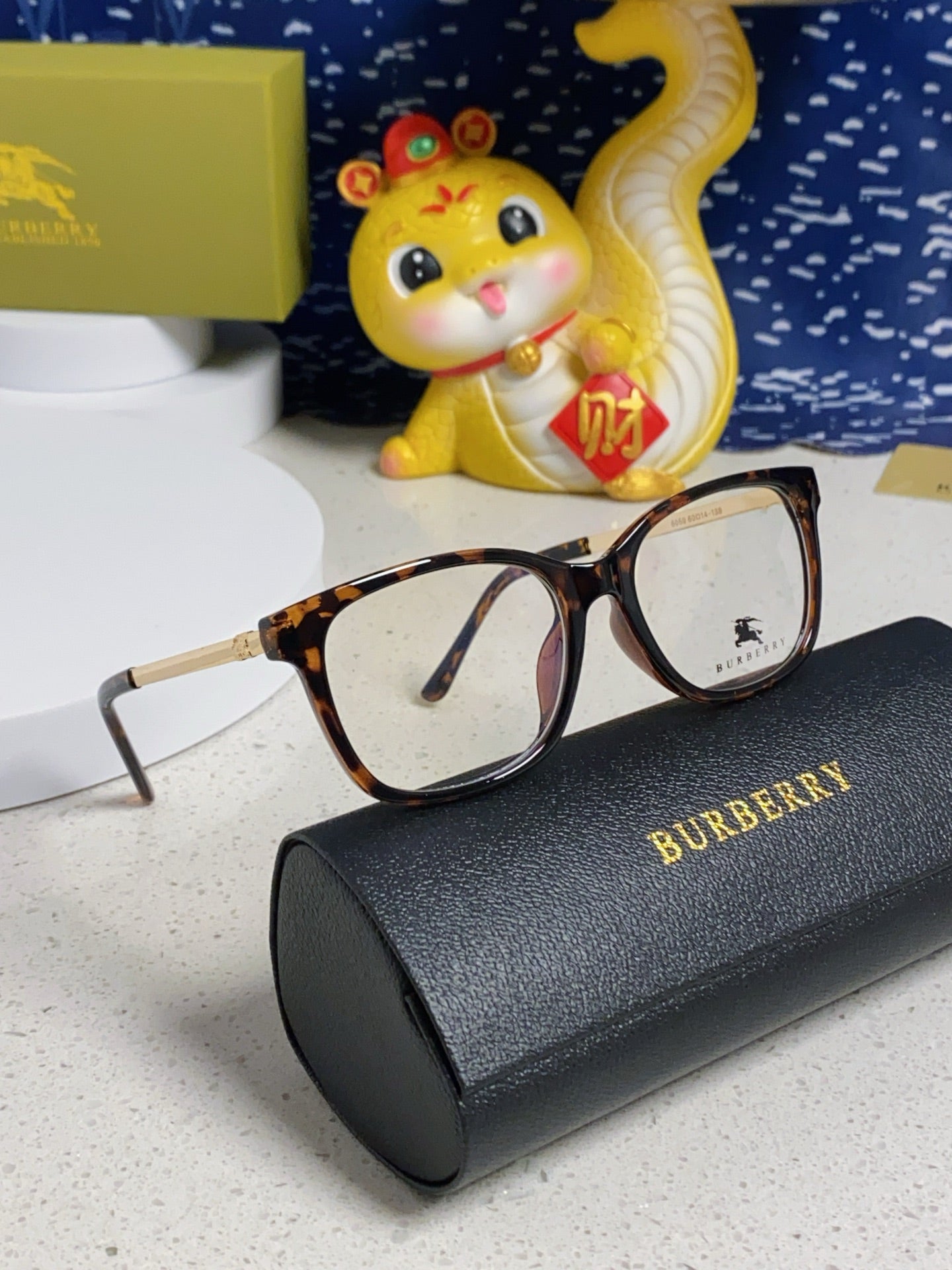 Burberry Fashion Silver Lens Sunglasses for Men & Women - 465988 - detail image 10