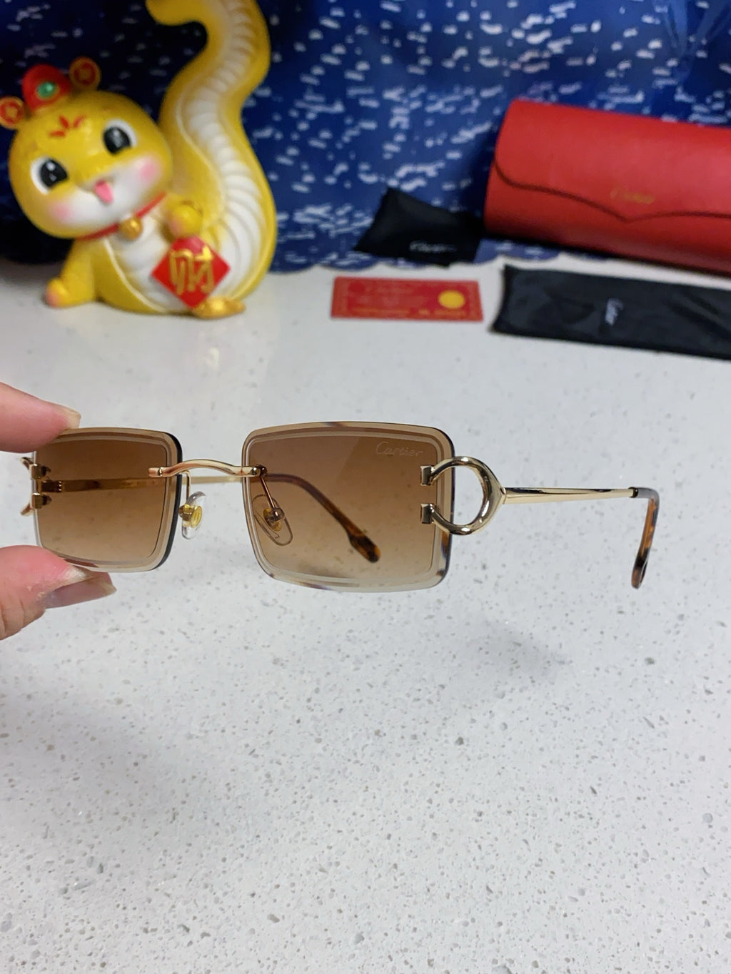 Cartier Fashion Brown Lens Sunglasses for Men & Women - detail image 5
