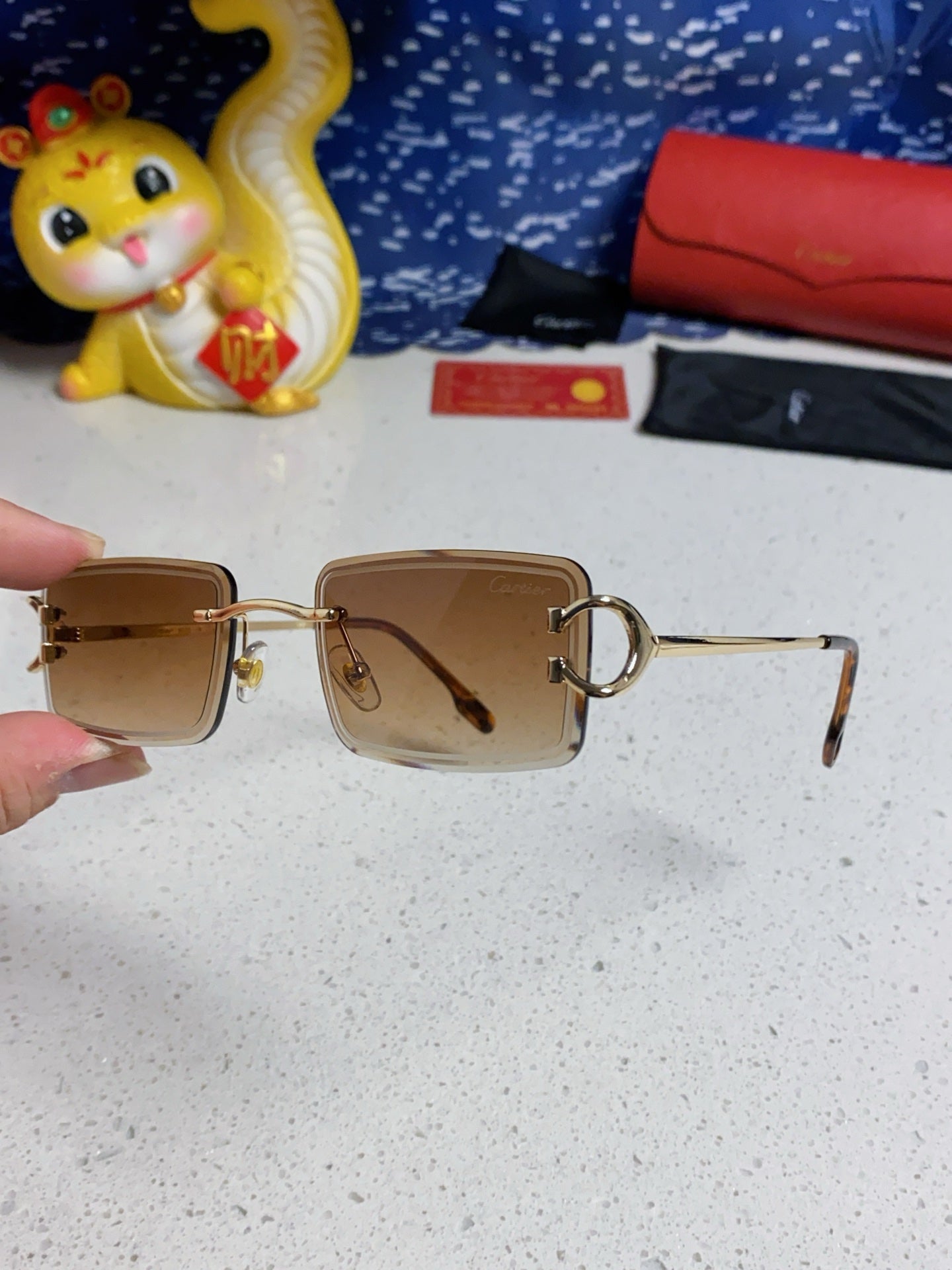 Cartier Fashion Brown Lens Sunglasses for Men & Women - detail image 5