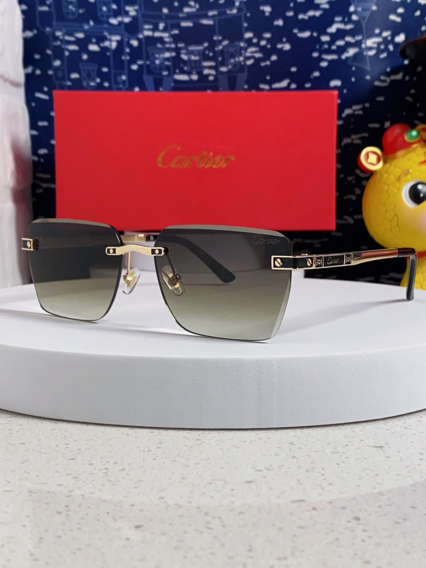 Cartier Lightweight Rimless Silver Lens Sunglasses for Men & Women - 487318