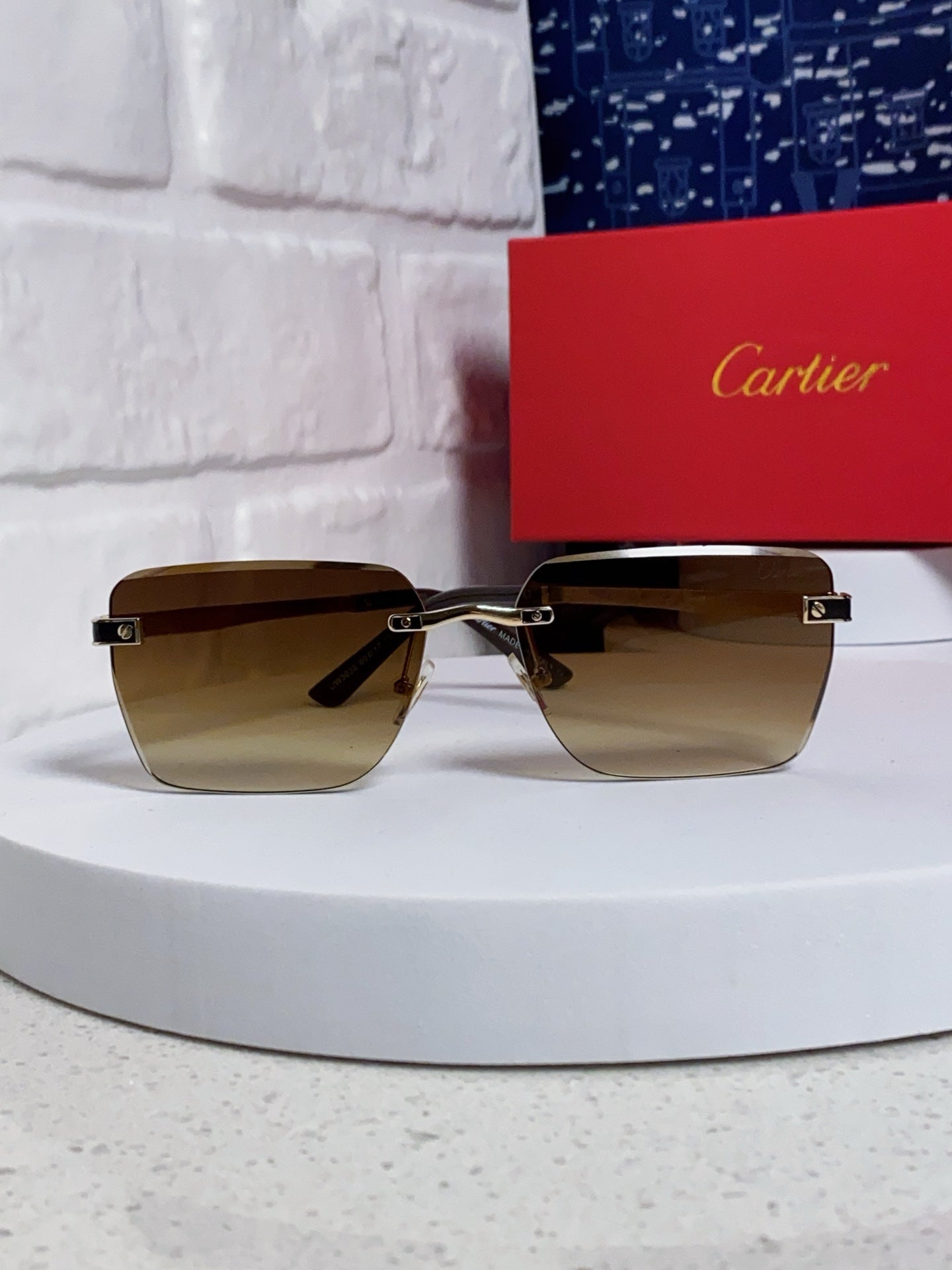 Cartier Lightweight Rimless Brown Lens Sunglasses for Men & Women - 487321 - detail image 2