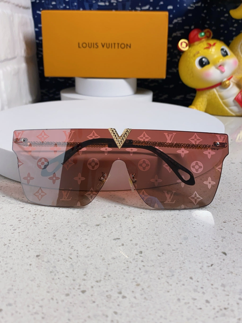 Louis Vuitton Fashion Silver Lens Sunglasses for Men & Women - 493049 - detail image 9