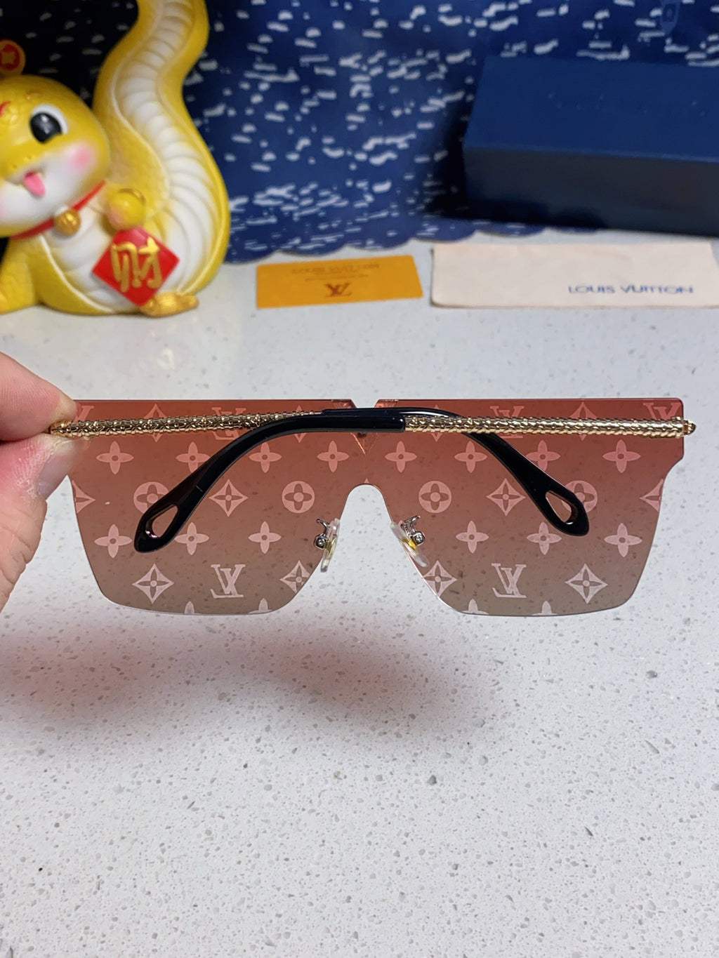 Louis Vuitton Fashion Silver Lens Sunglasses for Men & Women - 493049 - detail image 5