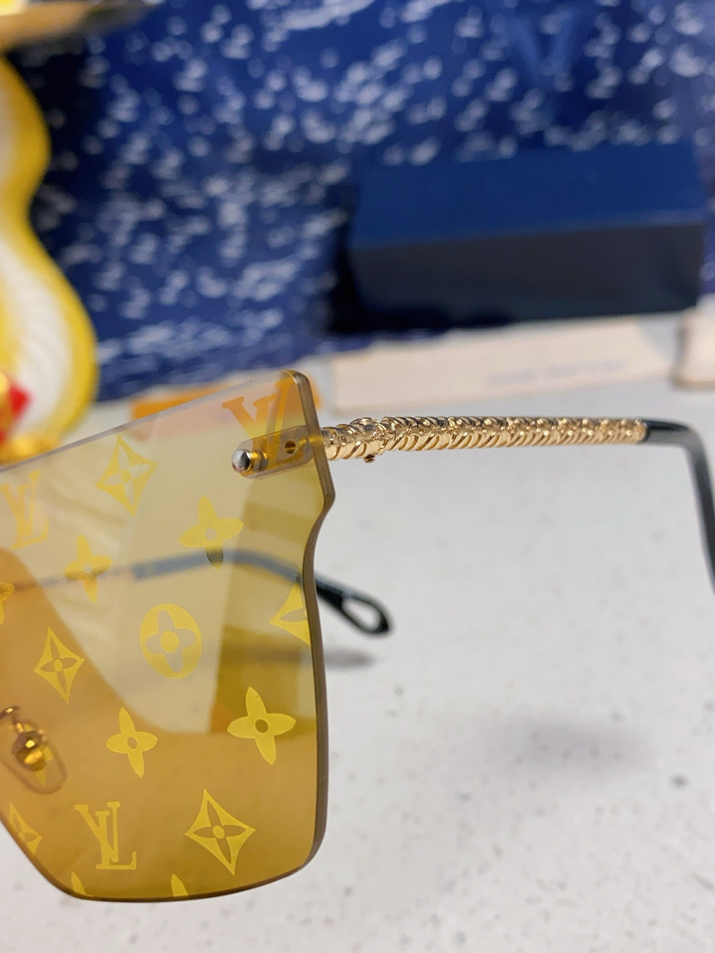 Louis Vuitton Fashion Gold Lens Sunglasses for Men & Women - 493050 - detail image 7