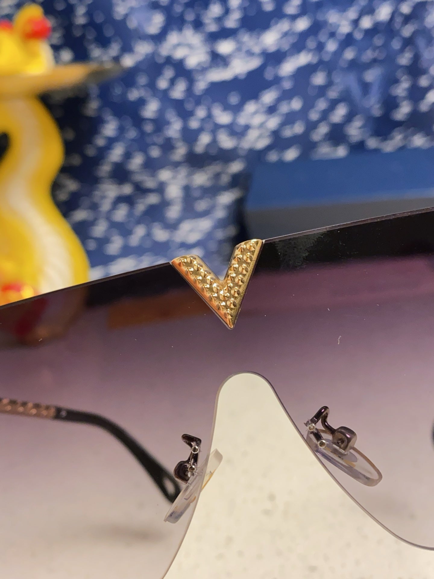 Louis Vuitton Fashion Silver Lens Sunglasses for Men & Women - 493054 - detail image 7