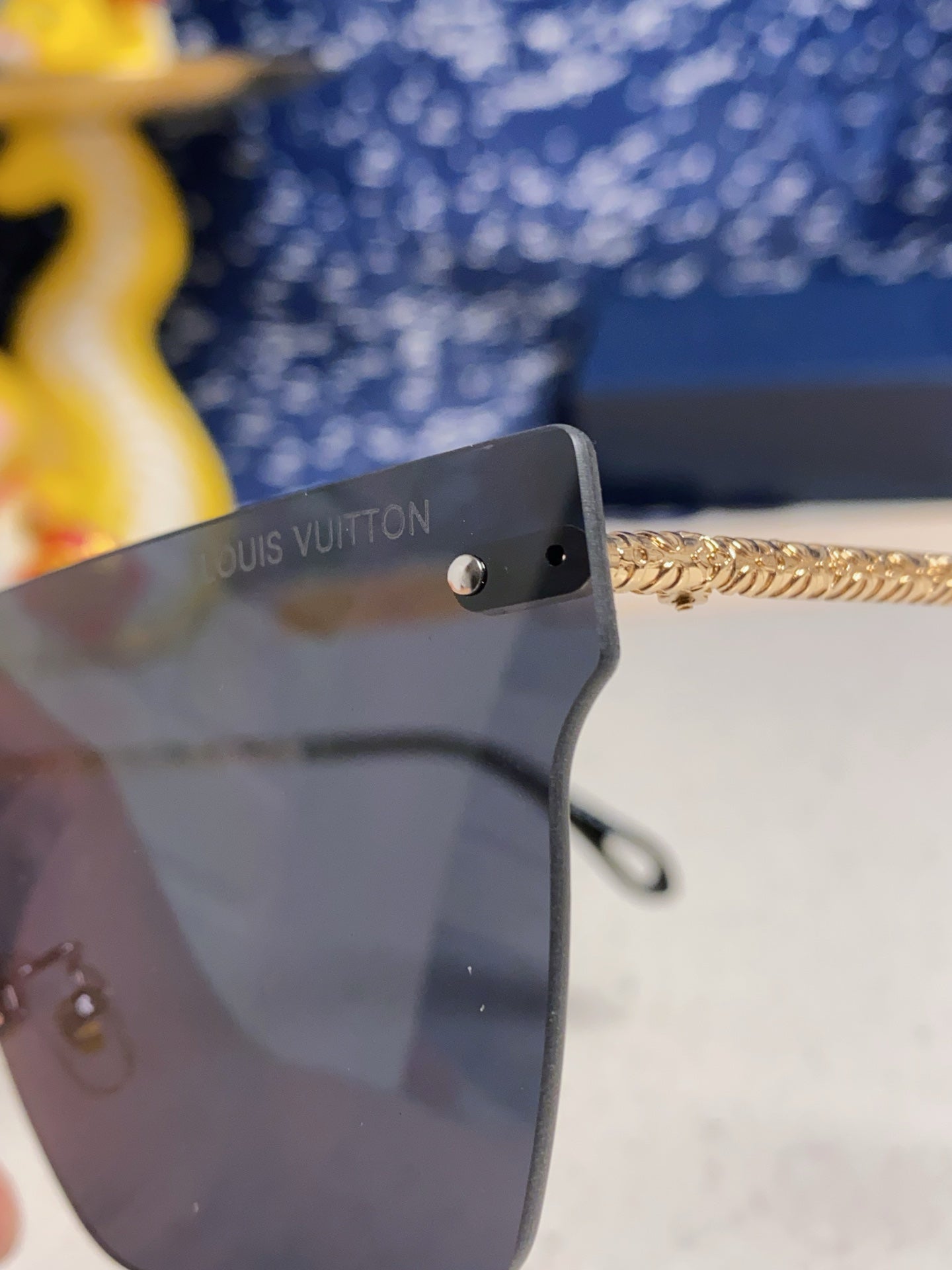 Louis Vuitton Fashion Blue Lens Sunglasses for Men & Women - 493055 - detail image 7
