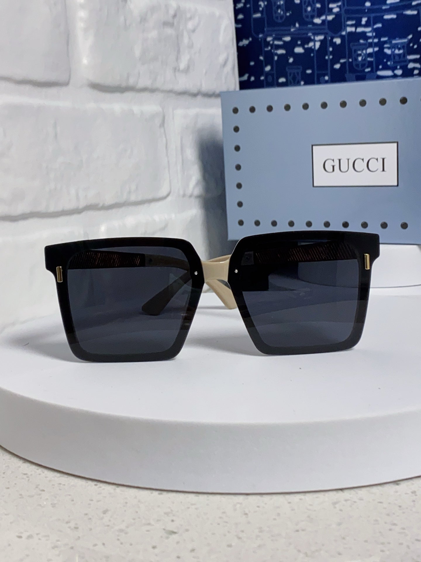 Gucci Polarized Square Silver Lens Sunglasses for Men & Women - 486445 - detail image 2