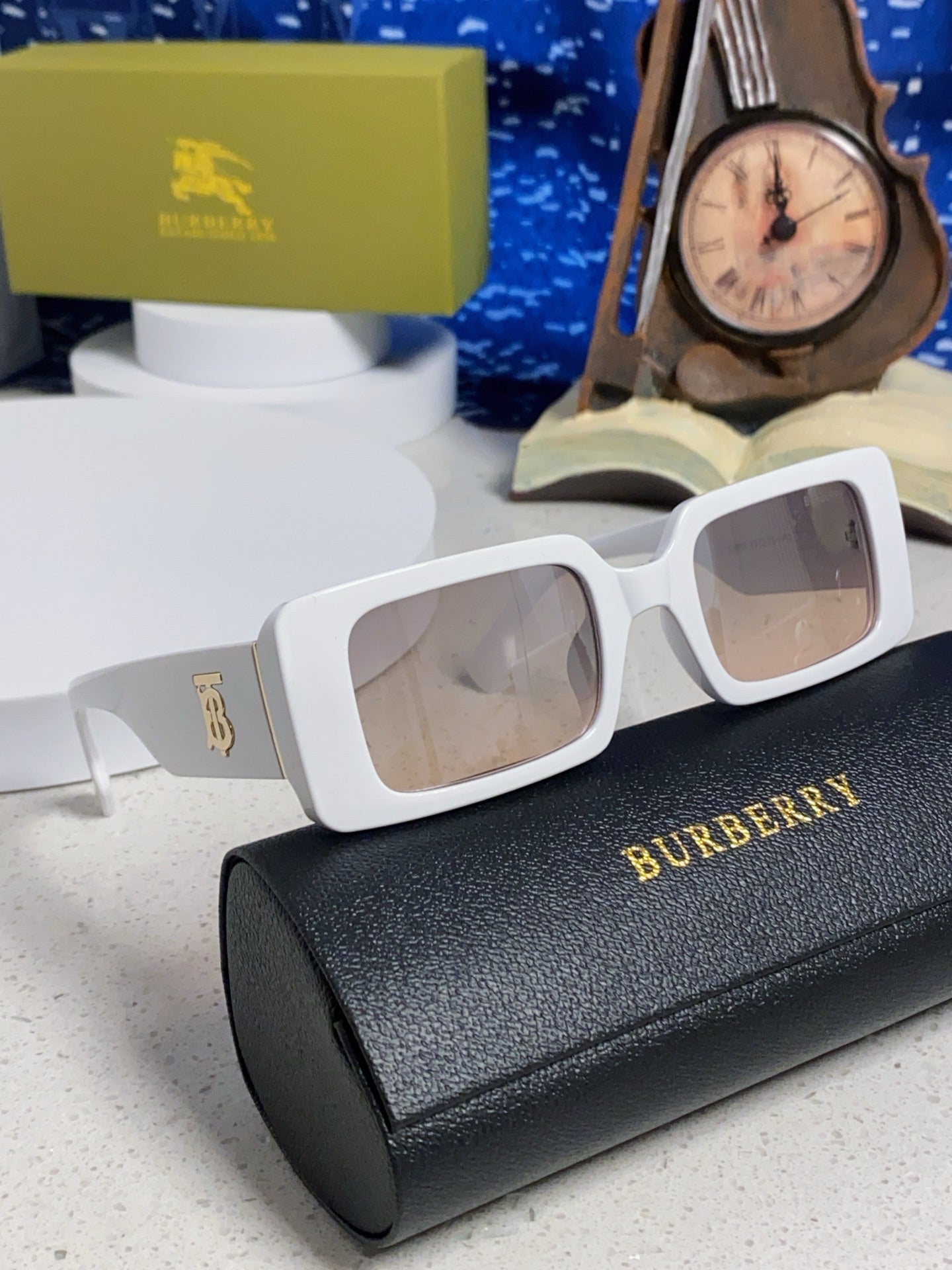 Burberry Square Silver Lens Sunglasses for Men & Women - 465963 - detail image 11