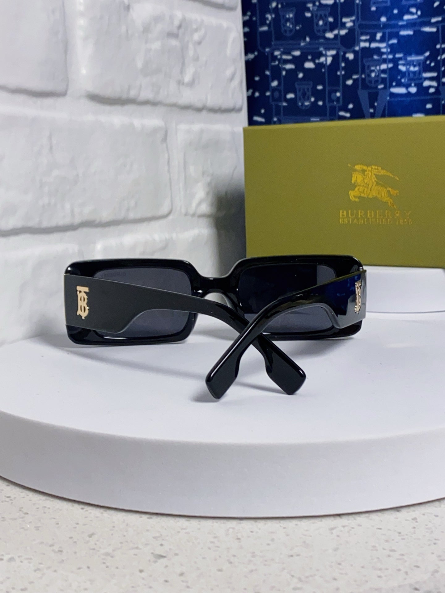 Burberry Square Silver Lens Sunglasses for Men & Women - 465964 - detail image 3