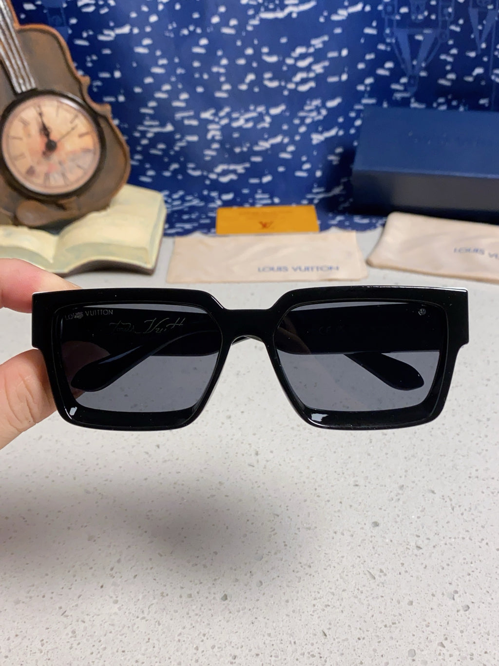 Louis Vuitton M96006 Square Silver Lens Sunglasses for Men & Women - detail image 4