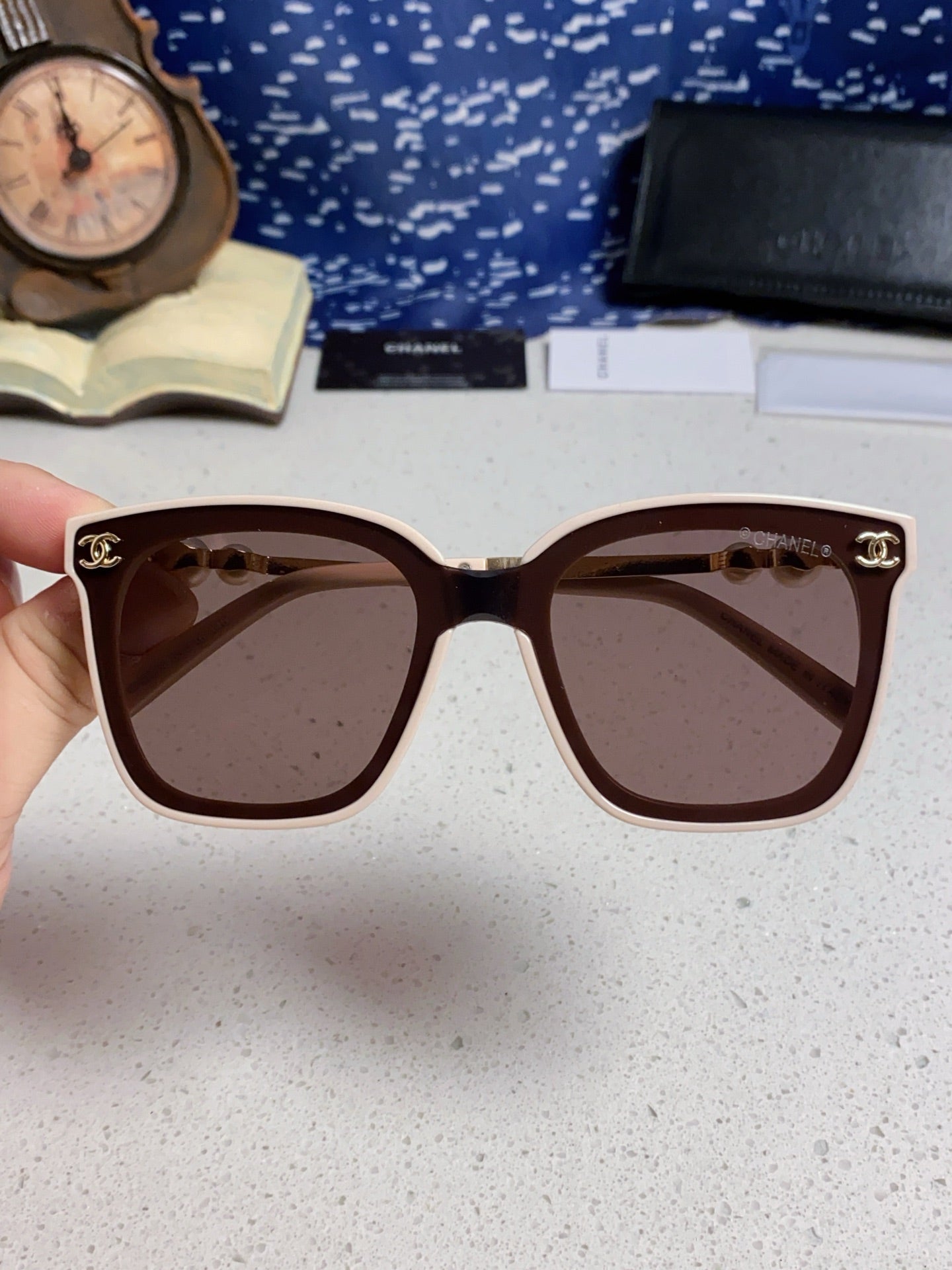 Chanel Fashion Silver Lens Sunglasses for Women - 431665 - detail image 4