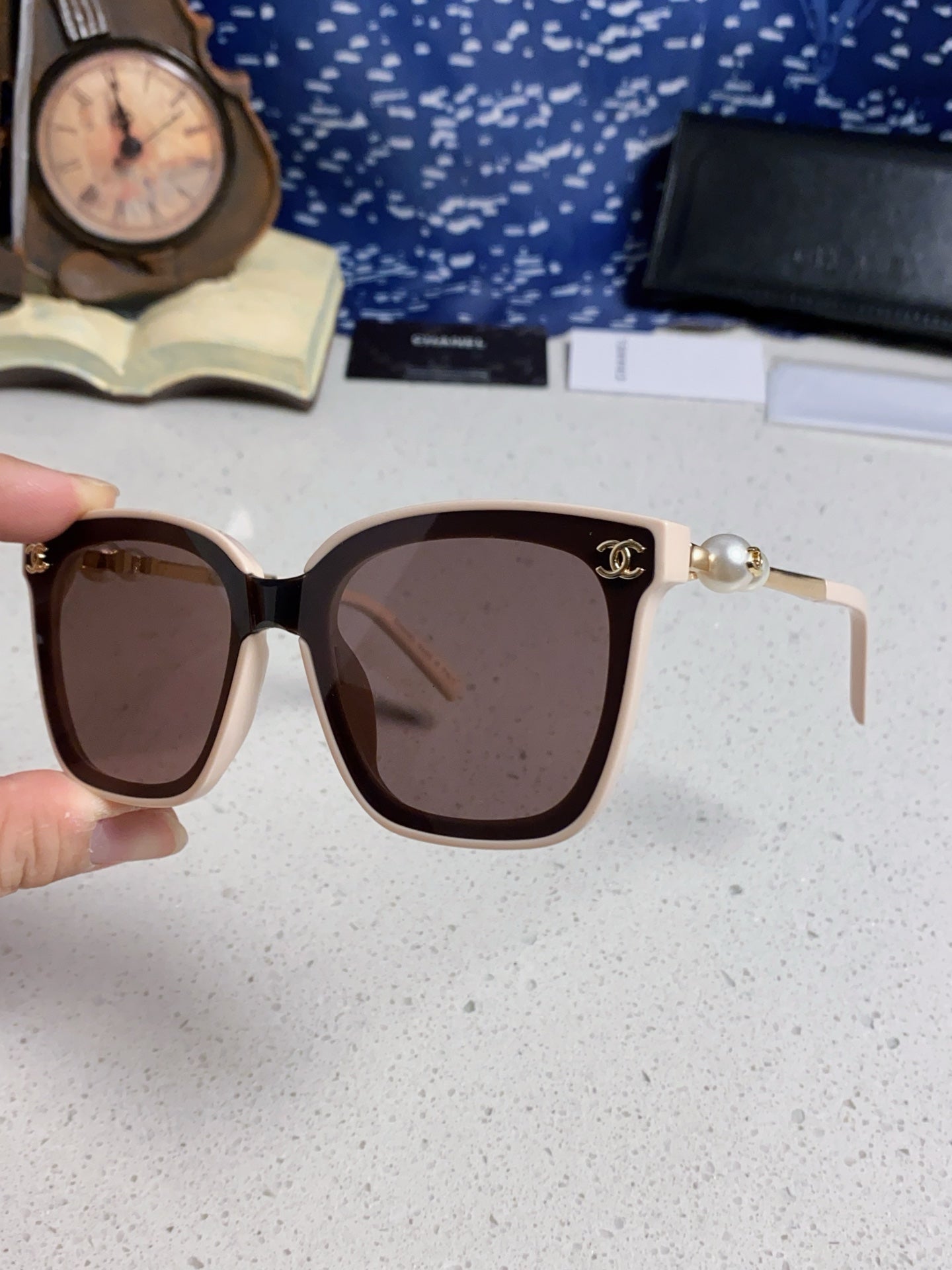 Chanel Fashion Silver Lens Sunglasses for Women - 431665 - detail image 6