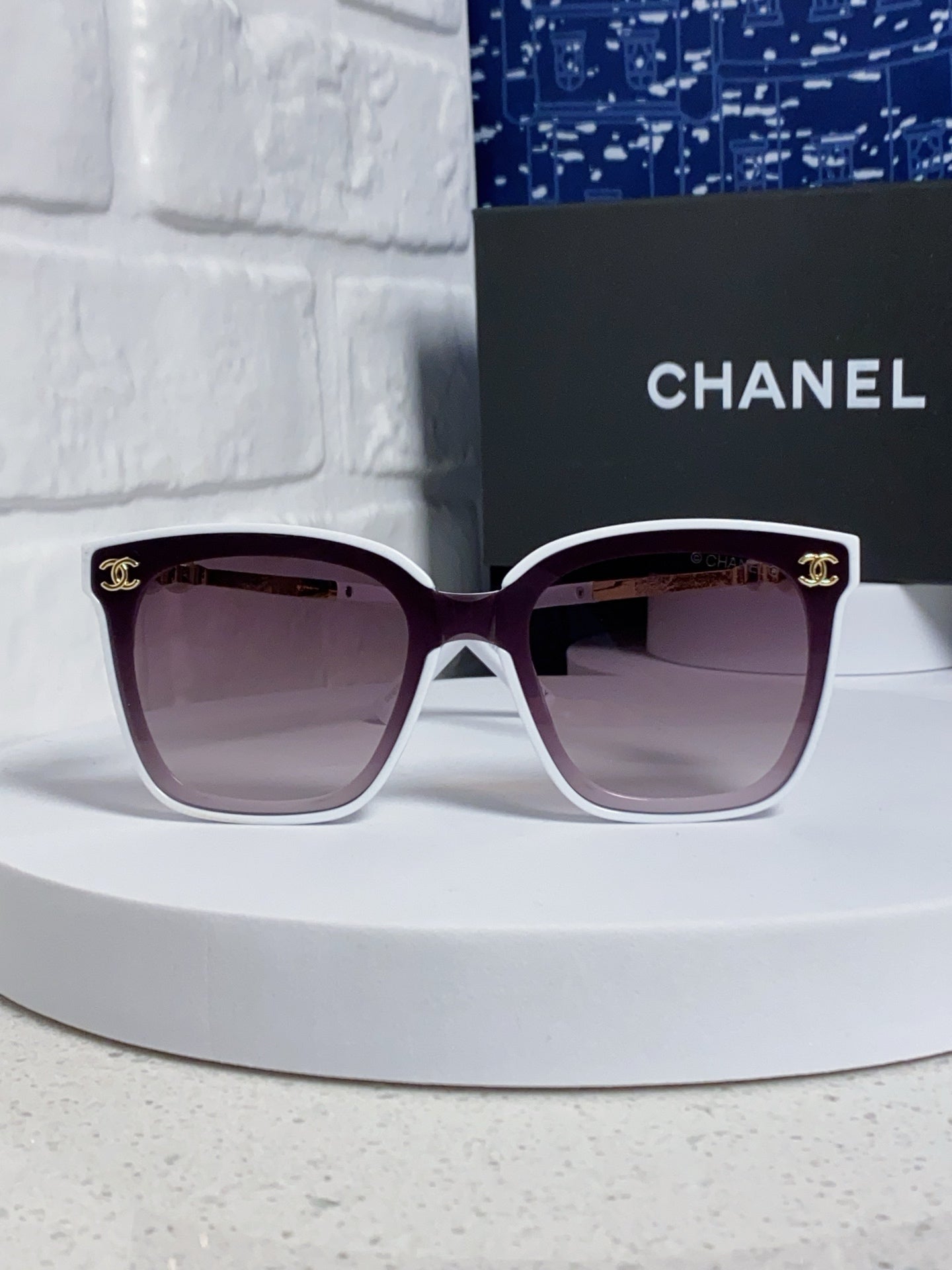 Chanel Fashion Silver Lens Sunglasses for Women - 431666 - detail image 2