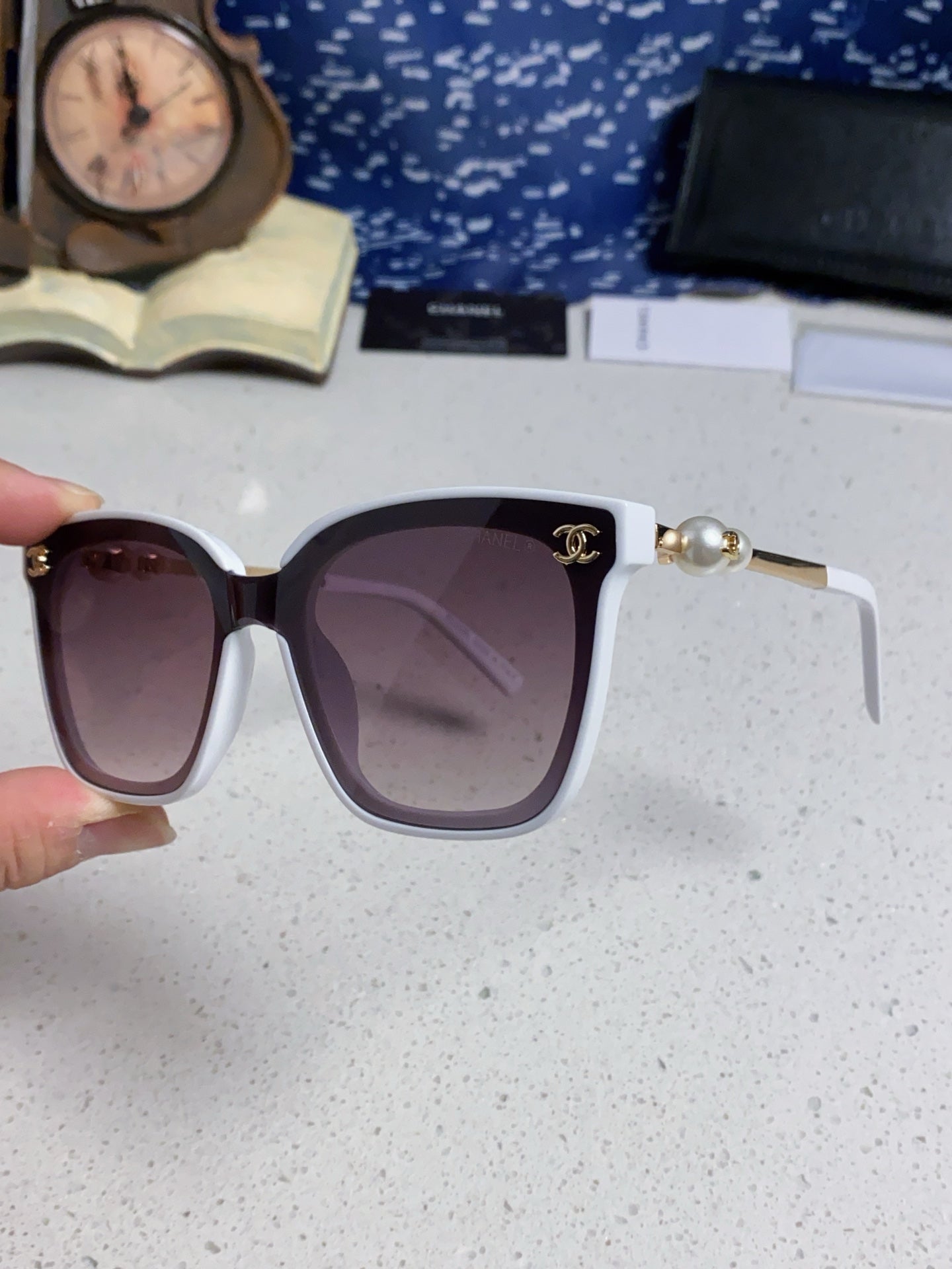 Chanel Fashion Silver Lens Sunglasses for Women - 431666 - detail image 6