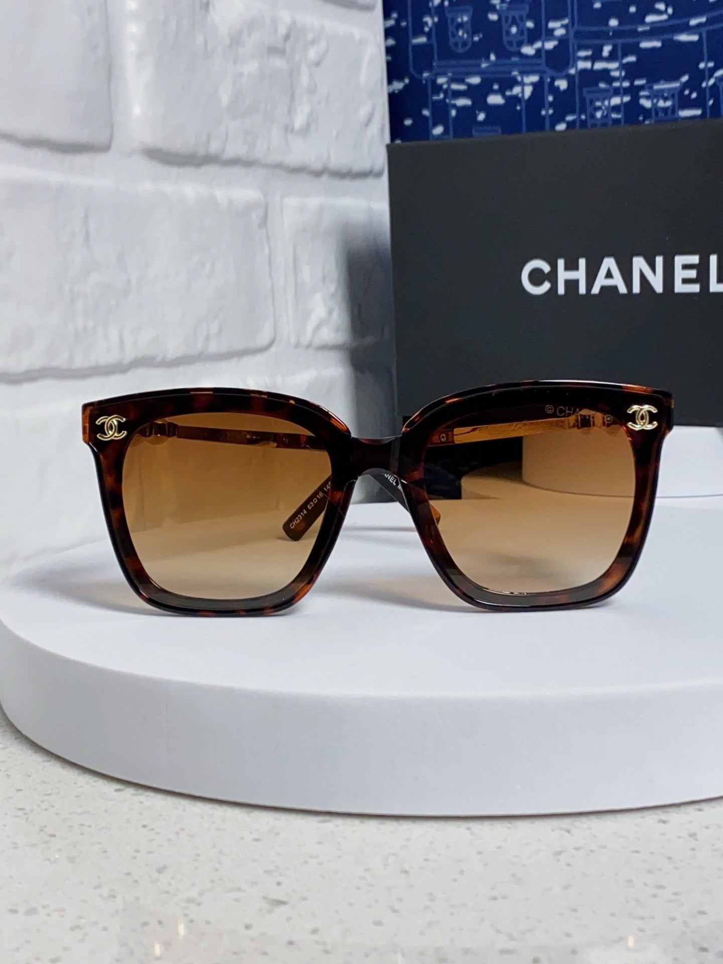 Chanel Fashion Gold Lens Sunglasses for Women - detail image 2