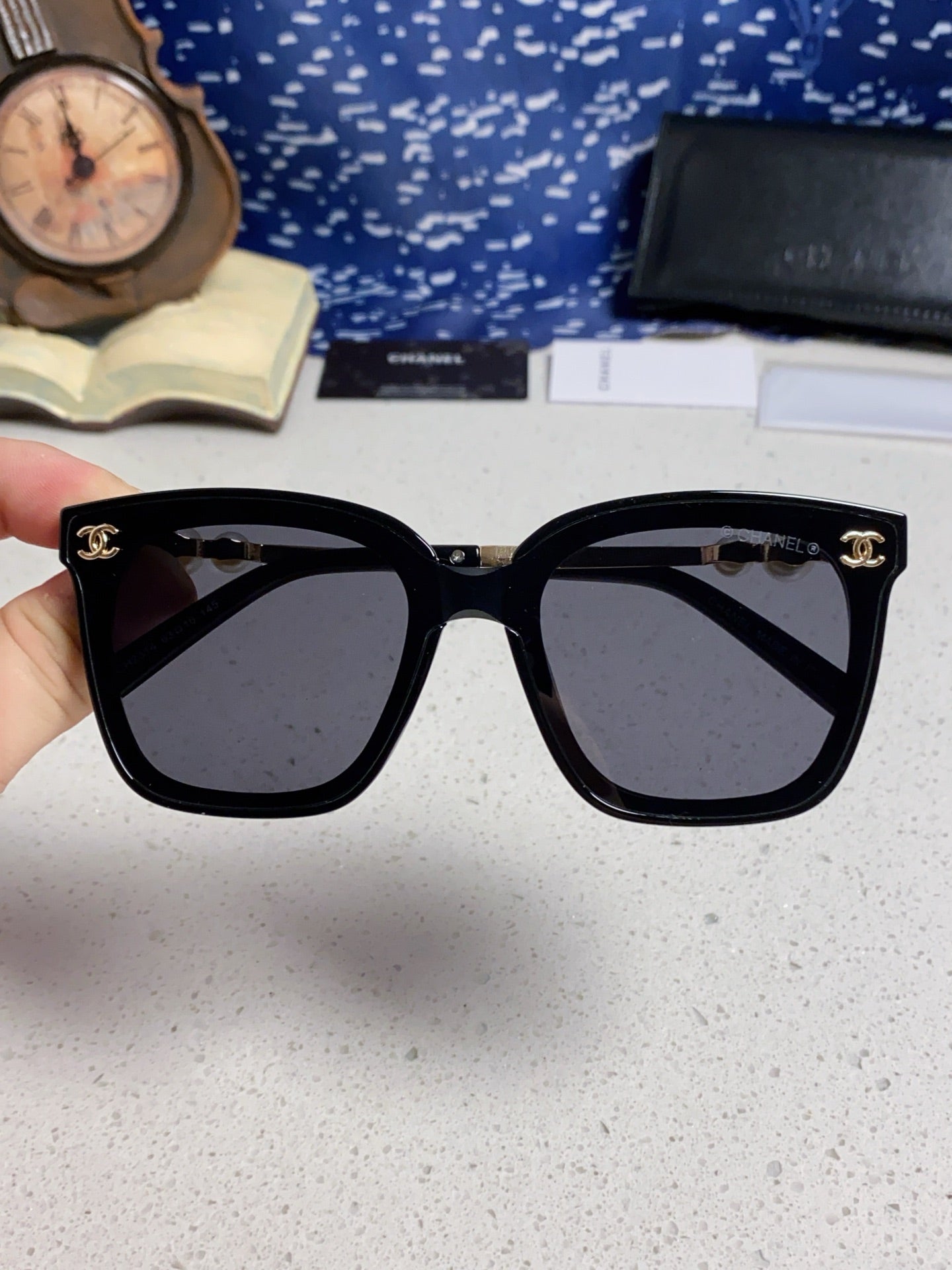 Chanel Fashion Gray Lens Sunglasses for Women - 431670 - detail image 4