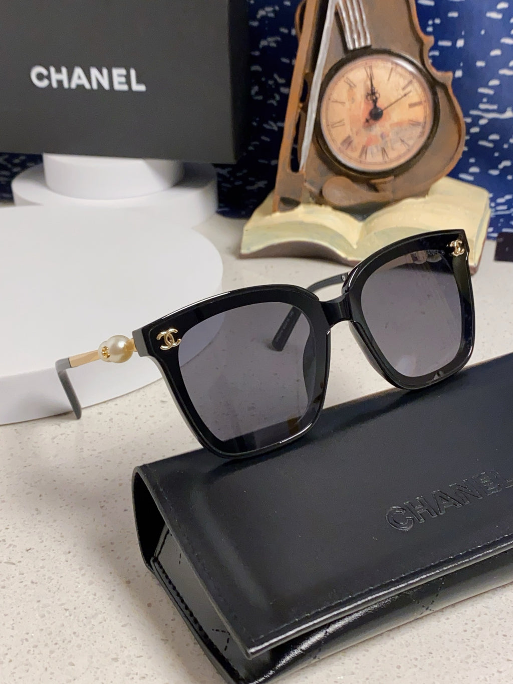 Chanel Fashion Gray Lens Sunglasses for Women - 431670 - detail image 10