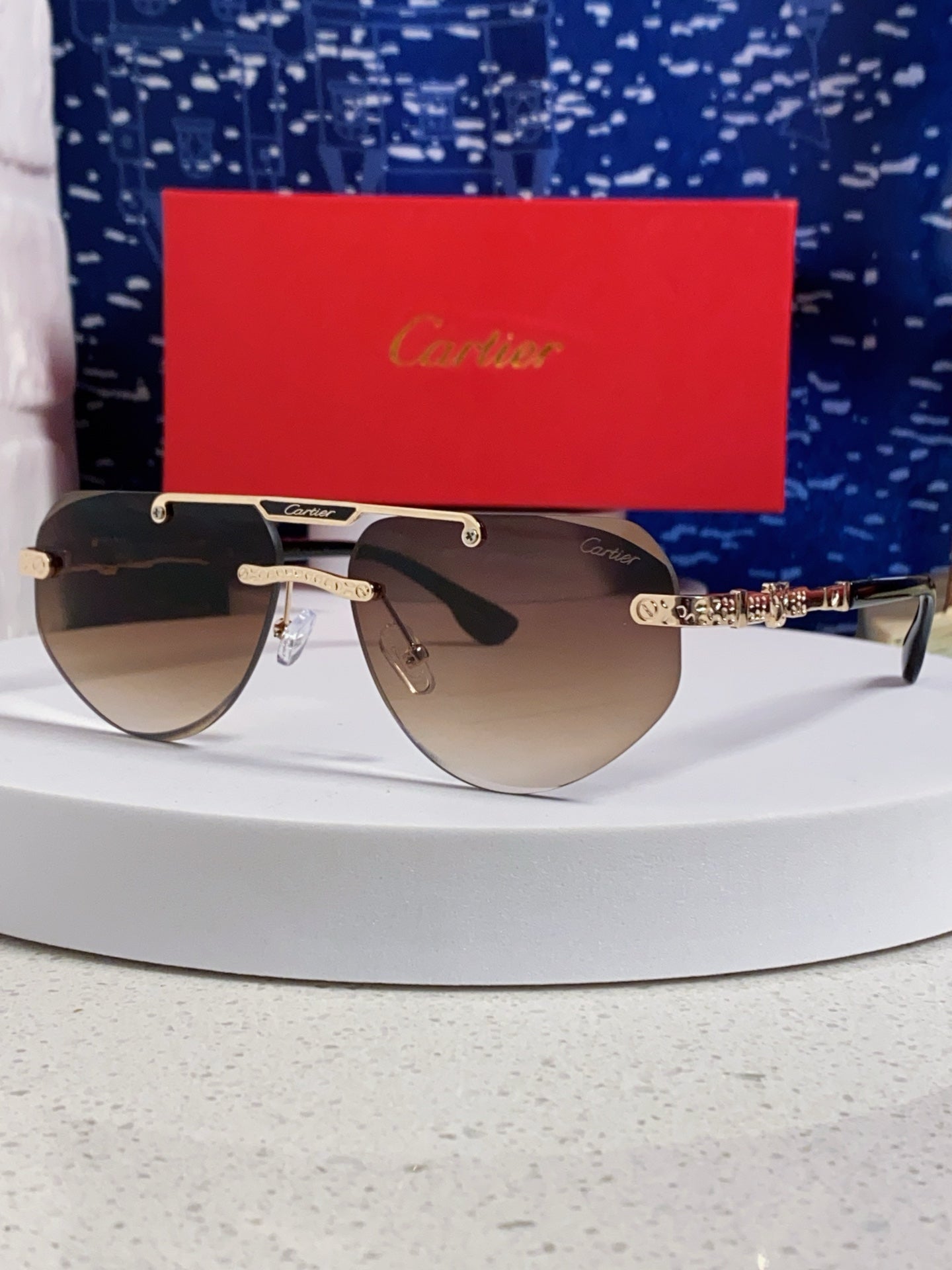 Cartier Lightweight Metal Rimless Brown Lens Sunglasses for Men & Wom - 465796