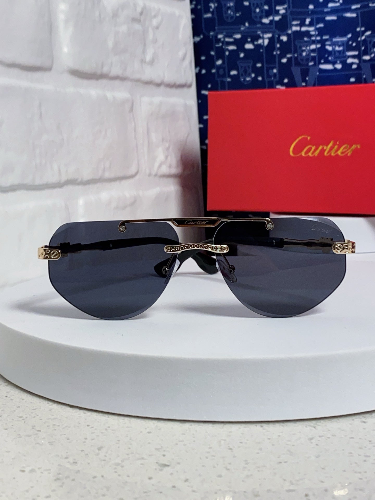 Cartier Lightweight Metal Rimless Silver Lens Sunglasses for Men & Wo - 465797 - detail image 2