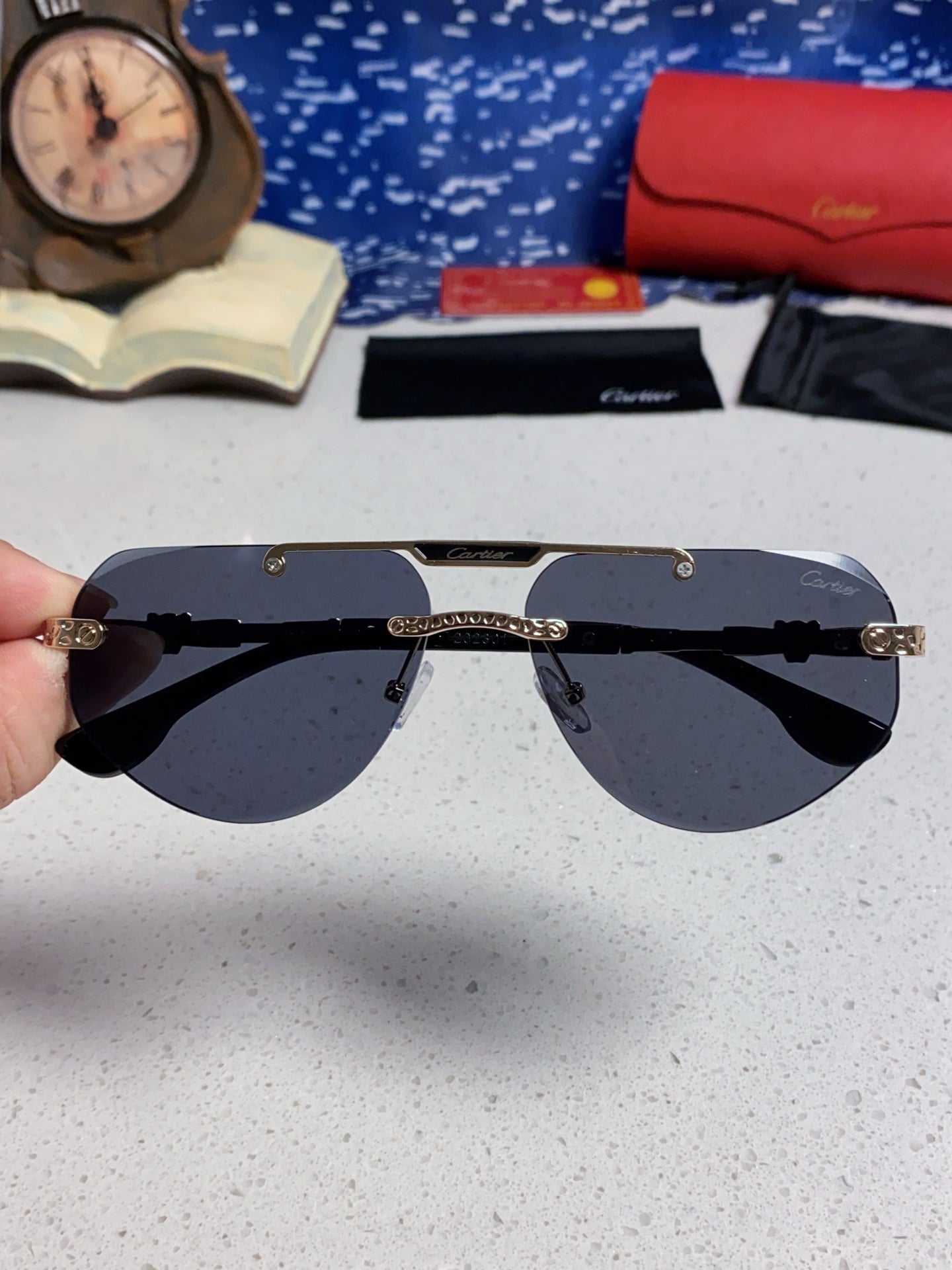 Cartier Lightweight Metal Rimless Silver Lens Sunglasses for Men & Wo - 465797 - detail image 4