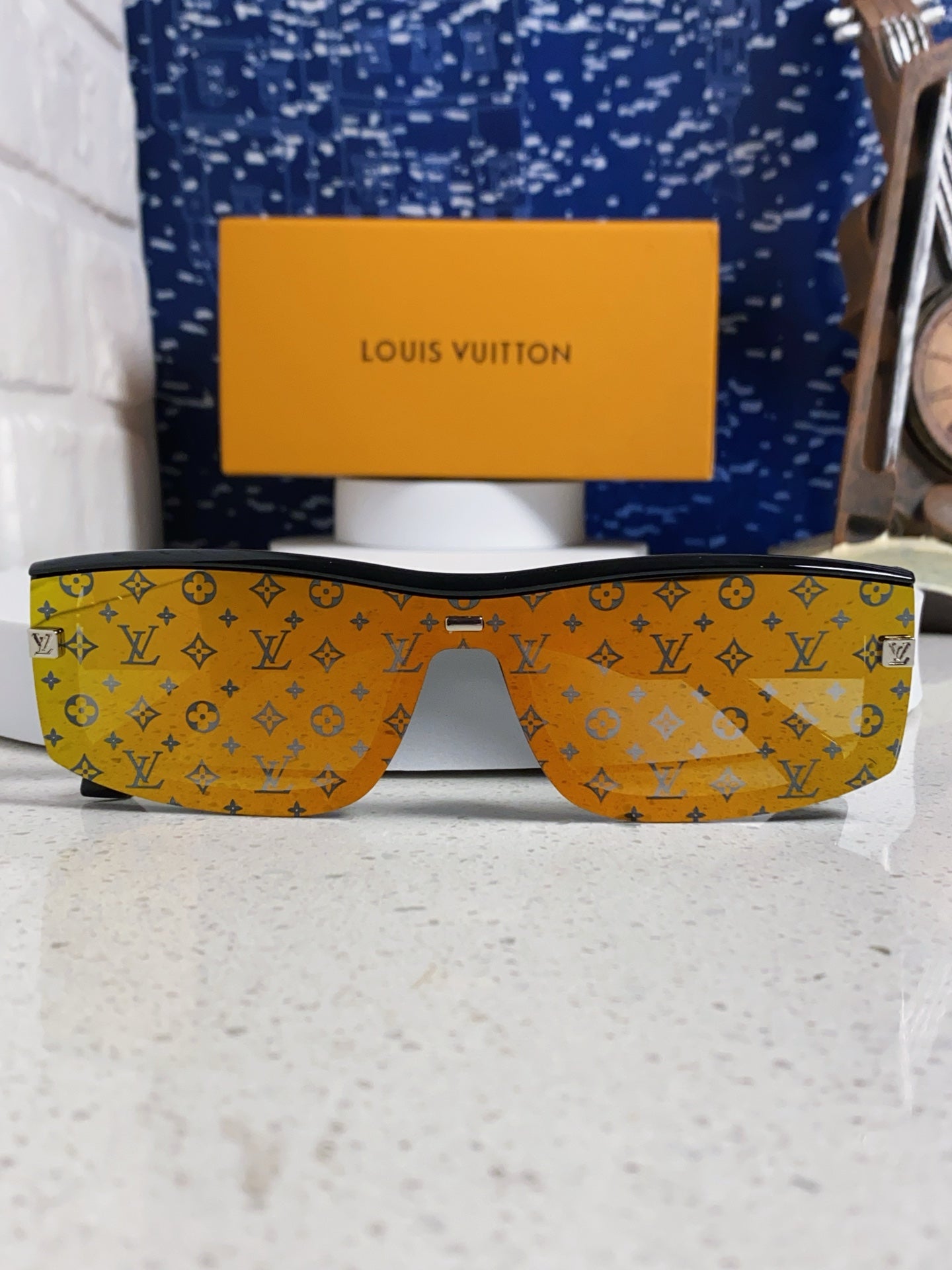 Louis Vuitton Fashion Orange Lens Sunglasses for Men & Women - detail image 9