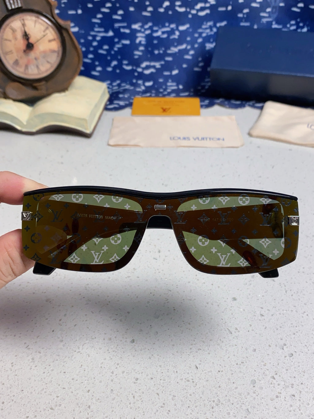 Louis Vuitton Fashion Orange Lens Sunglasses for Men & Women - detail image 4