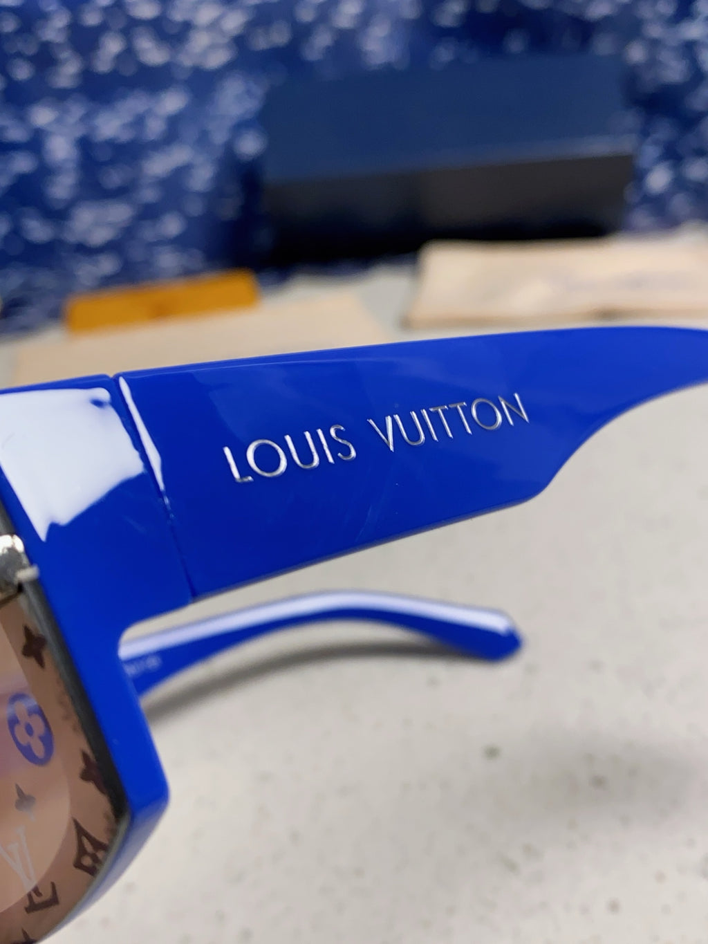 Louis Vuitton Fashion Silver Lens Sunglasses for Men & Women - 464659 - detail image 7