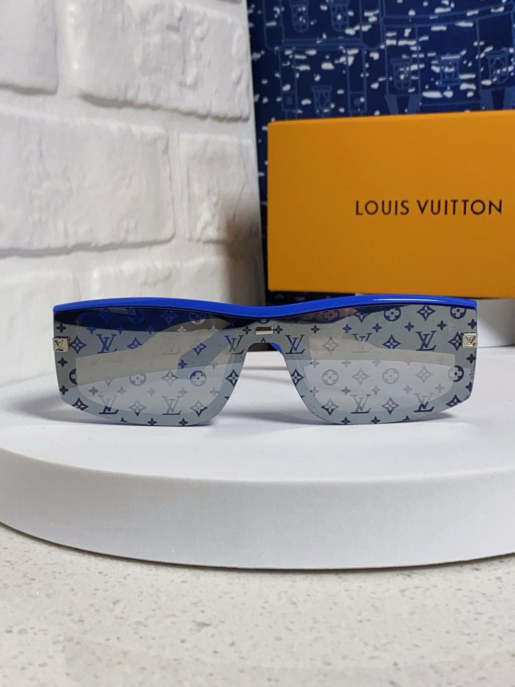 Louis Vuitton Fashion Silver Lens Sunglasses for Men & Women - 464659 - detail image 2