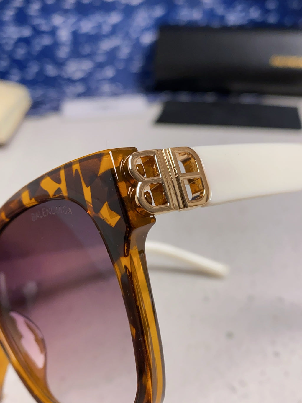 Balenciaga BB0102SA Fashion Silver Lens Sunglasses for Men & Women - detail image 7