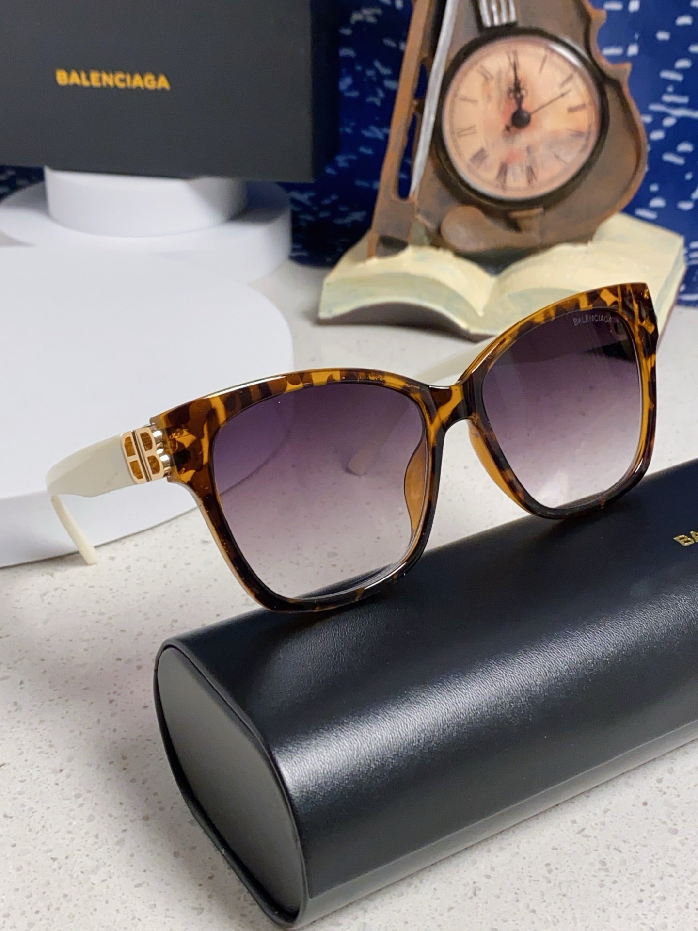 Balenciaga BB0102SA Fashion Silver Lens Sunglasses for Men & Women - detail image 10