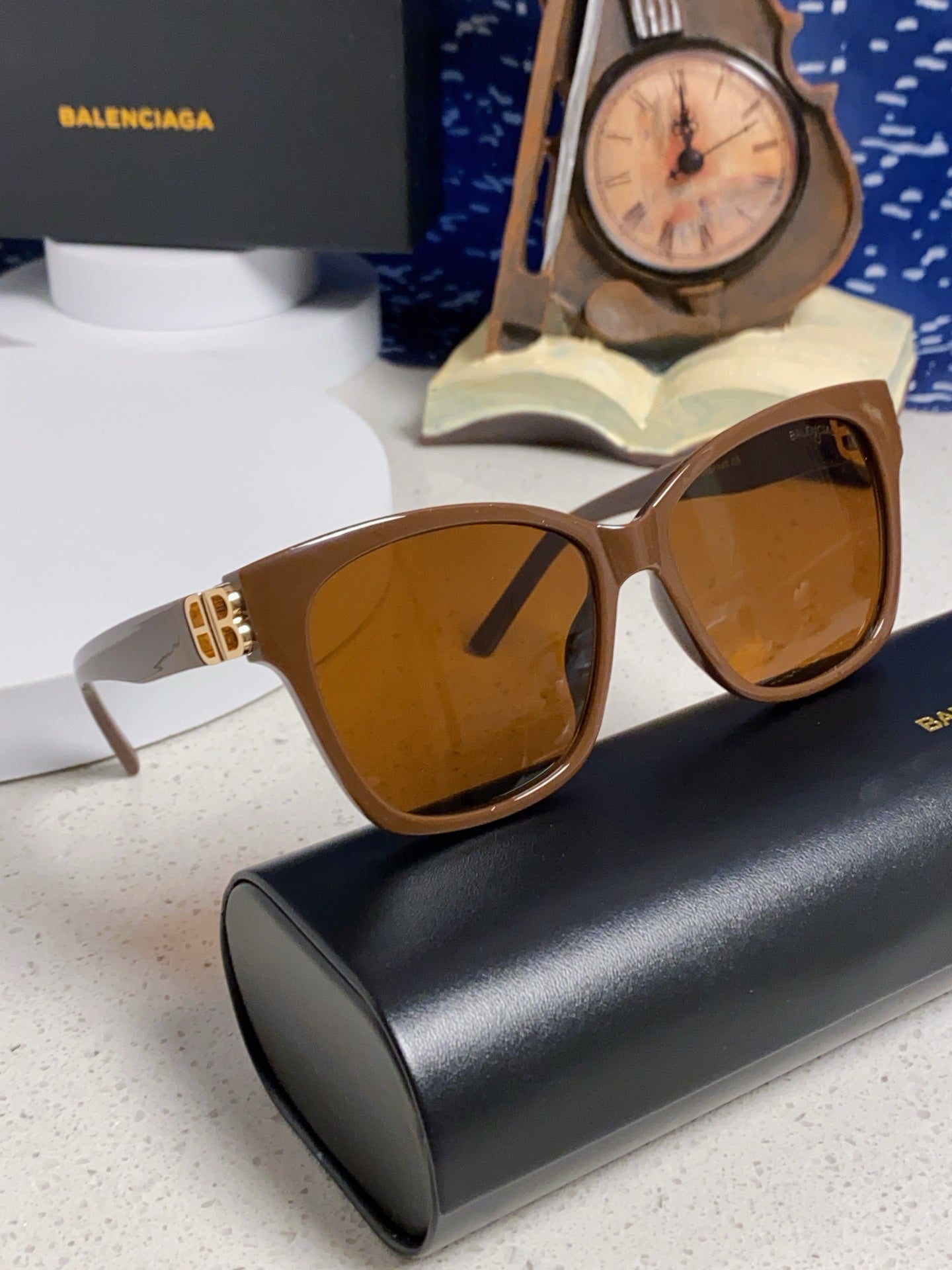Balenciaga BB0102SA Fashion Brown Lens Sunglasses for Men & Women - detail image 10