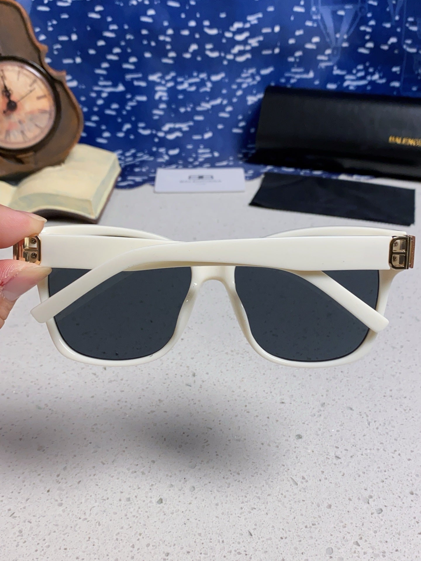 Balenciaga BB0102SA Fashion Blue Lens Sunglasses for Men & Women - detail image 5