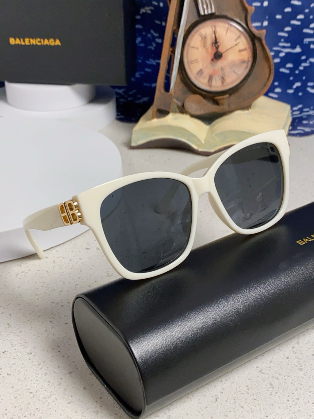 Balenciaga BB0102SA Fashion Blue Lens Sunglasses for Men & Women - detail image 9