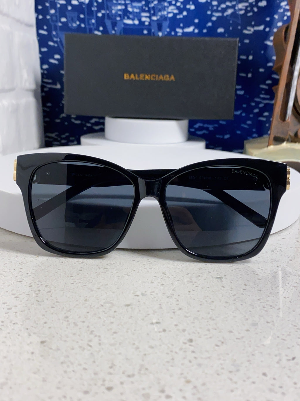 Balenciaga BB0102SA Fashion Black Lens Sunglasses for Men & Women - detail image 10
