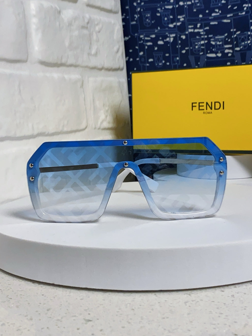 Fendi Lightweight Rimless Blue Lens Sunglasses for Men & Women - 466199 - detail image 2
