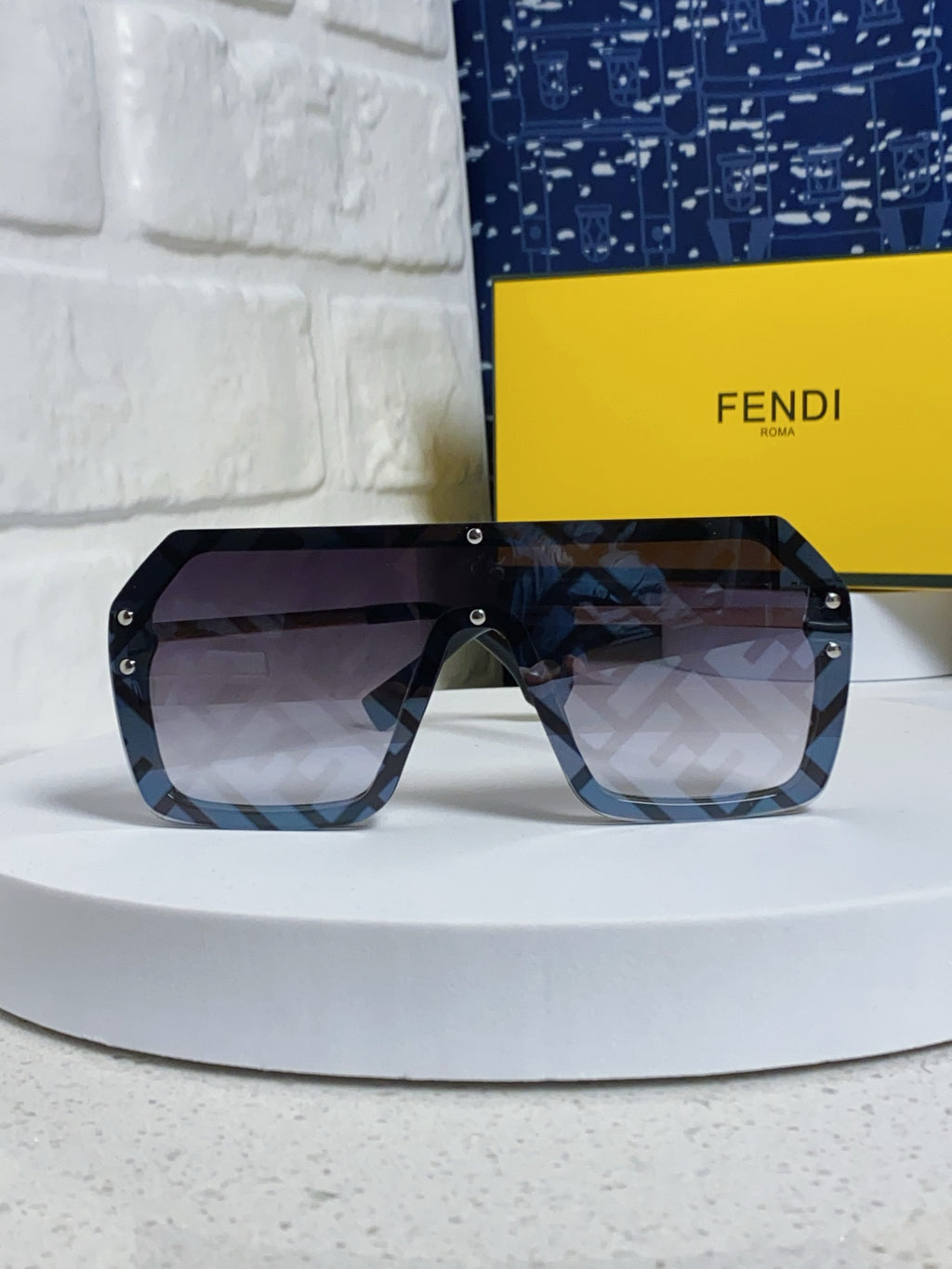 Fendi Lightweight Rimless Silver Lens Sunglasses for Men & Women - detail image 2