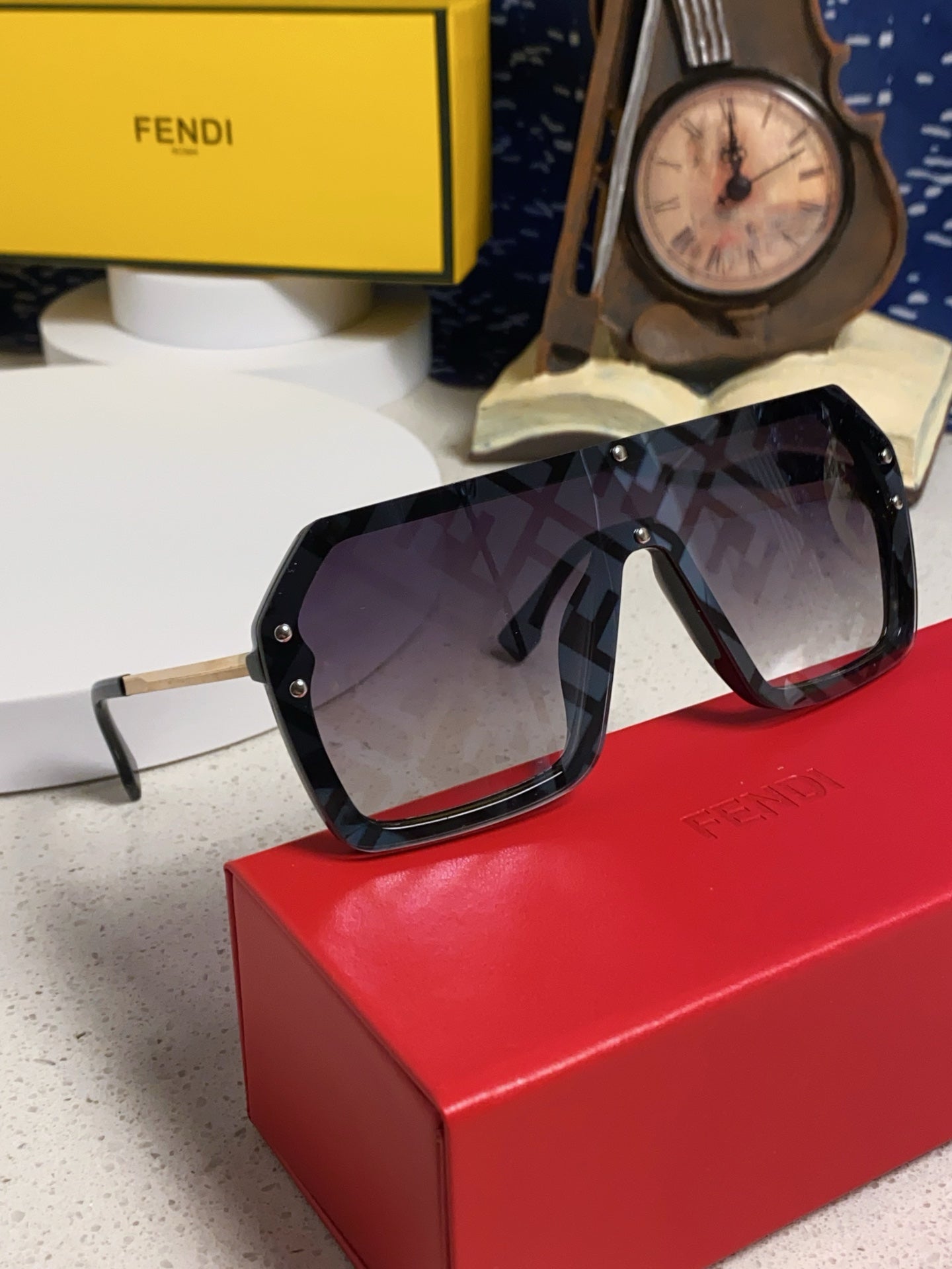 Fendi Lightweight Rimless Silver Lens Sunglasses for Men & Women - detail image 8