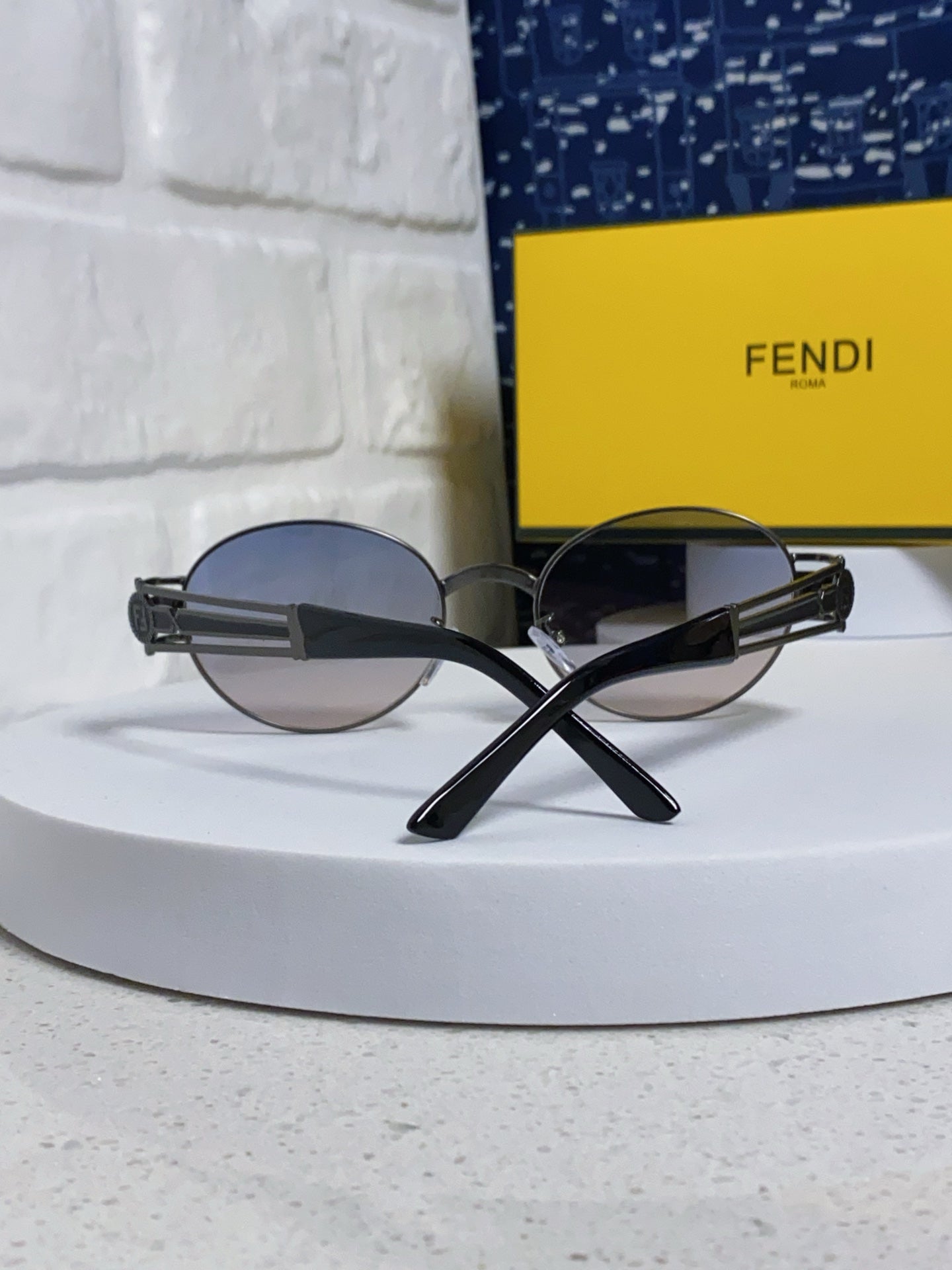 Fendi Metal Oval Silver Lens Sunglasses for Men & Women - 466204 - detail image 3