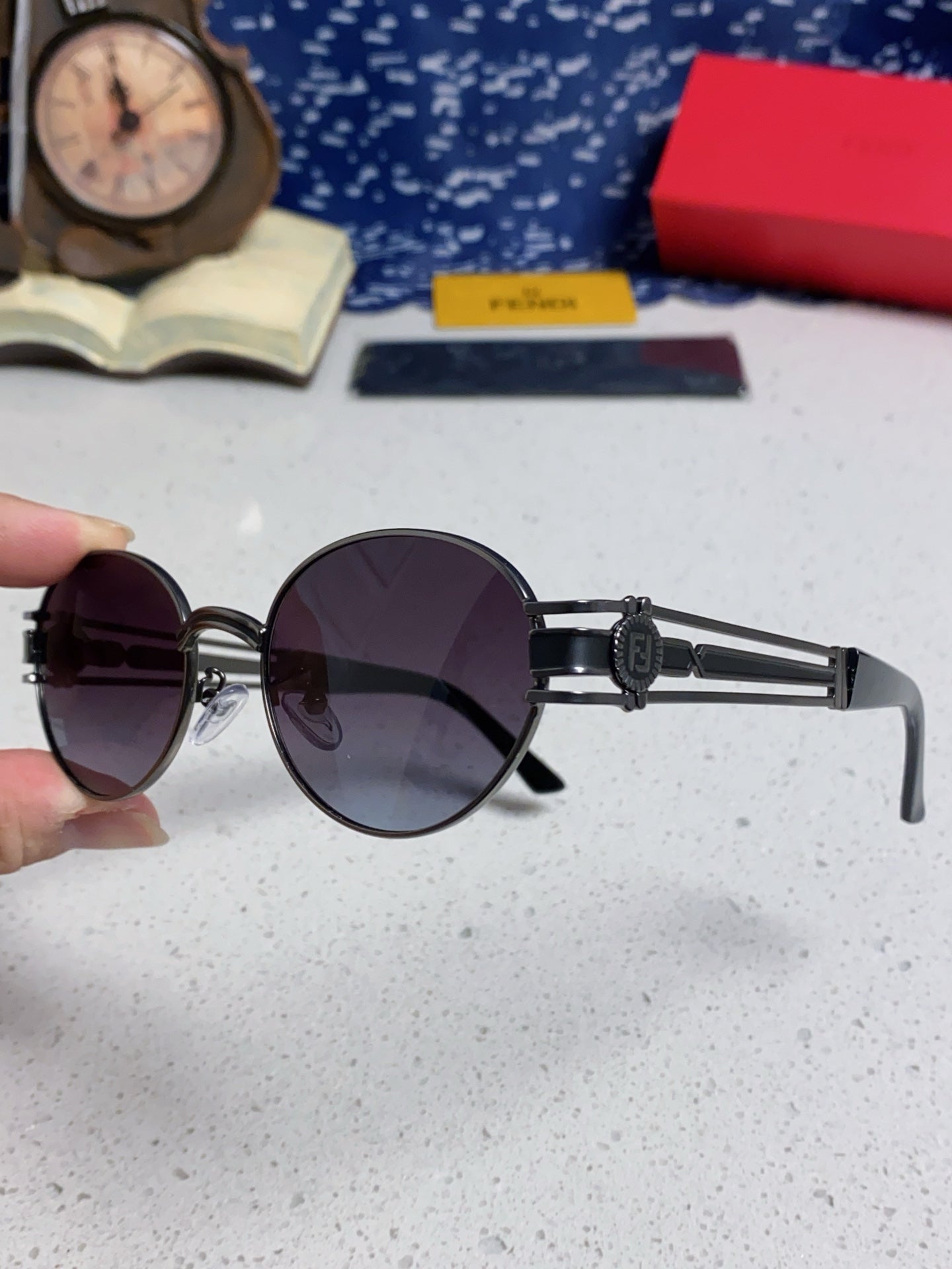 Fendi Metal Oval Silver Lens Sunglasses for Men & Women - 466206 - detail image 6