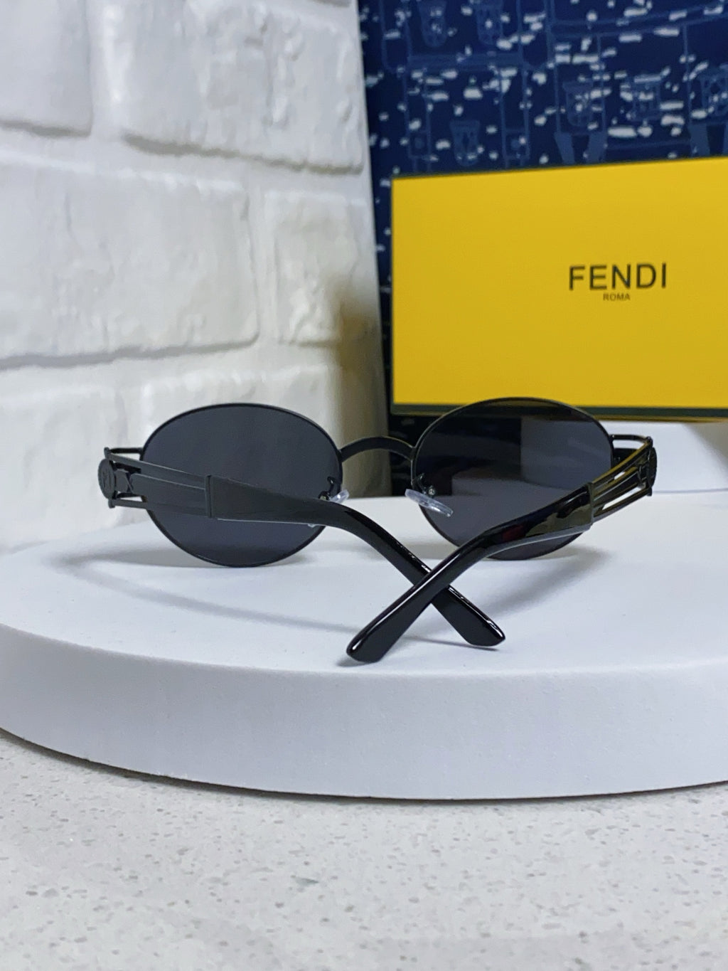 Fendi Metal Oval Silver Lens Sunglasses for Men & Women - detail image 3
