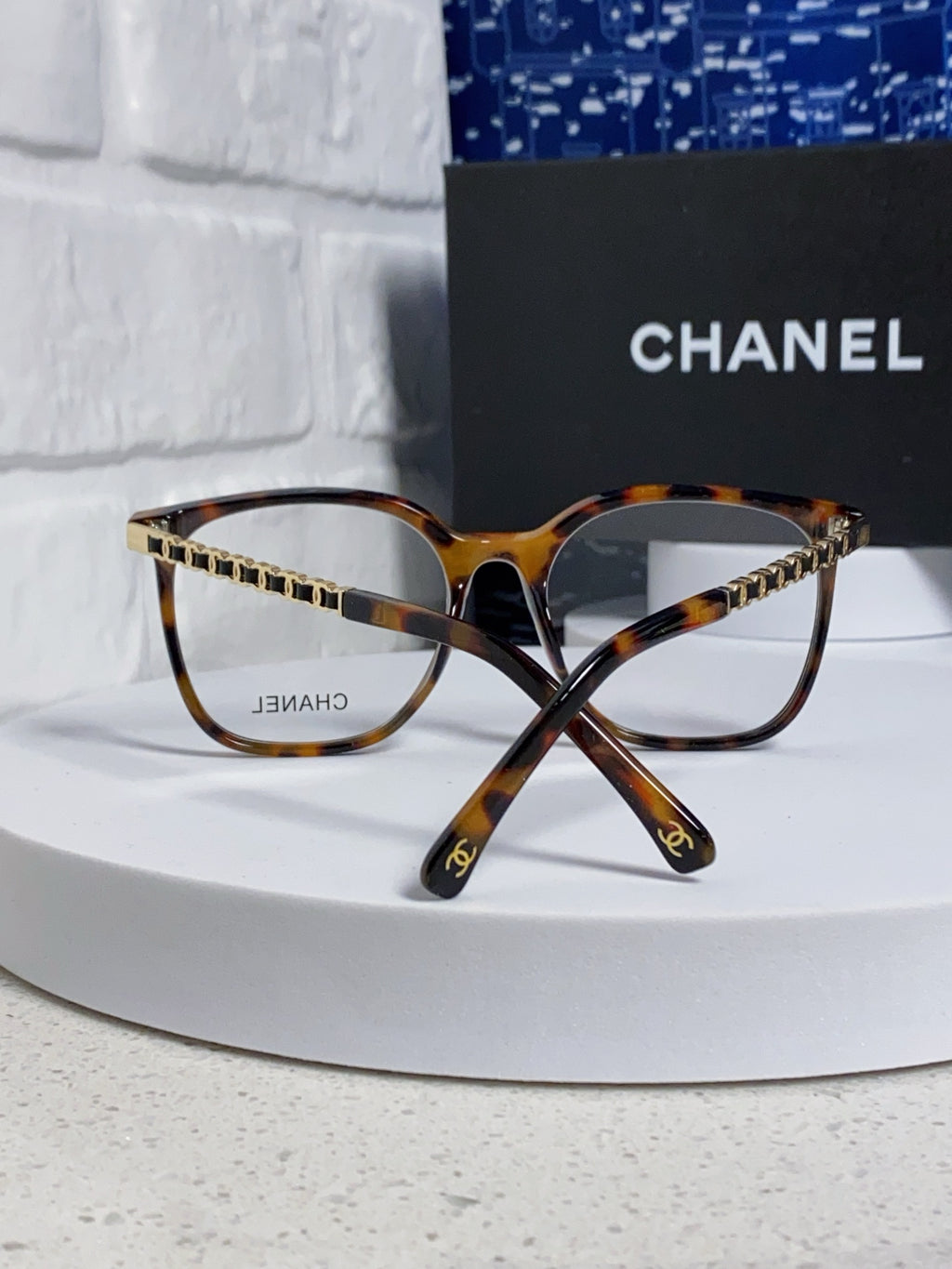 Chanel Fashion Silver Lens Sunglasses for Women - 465076 - detail image 3