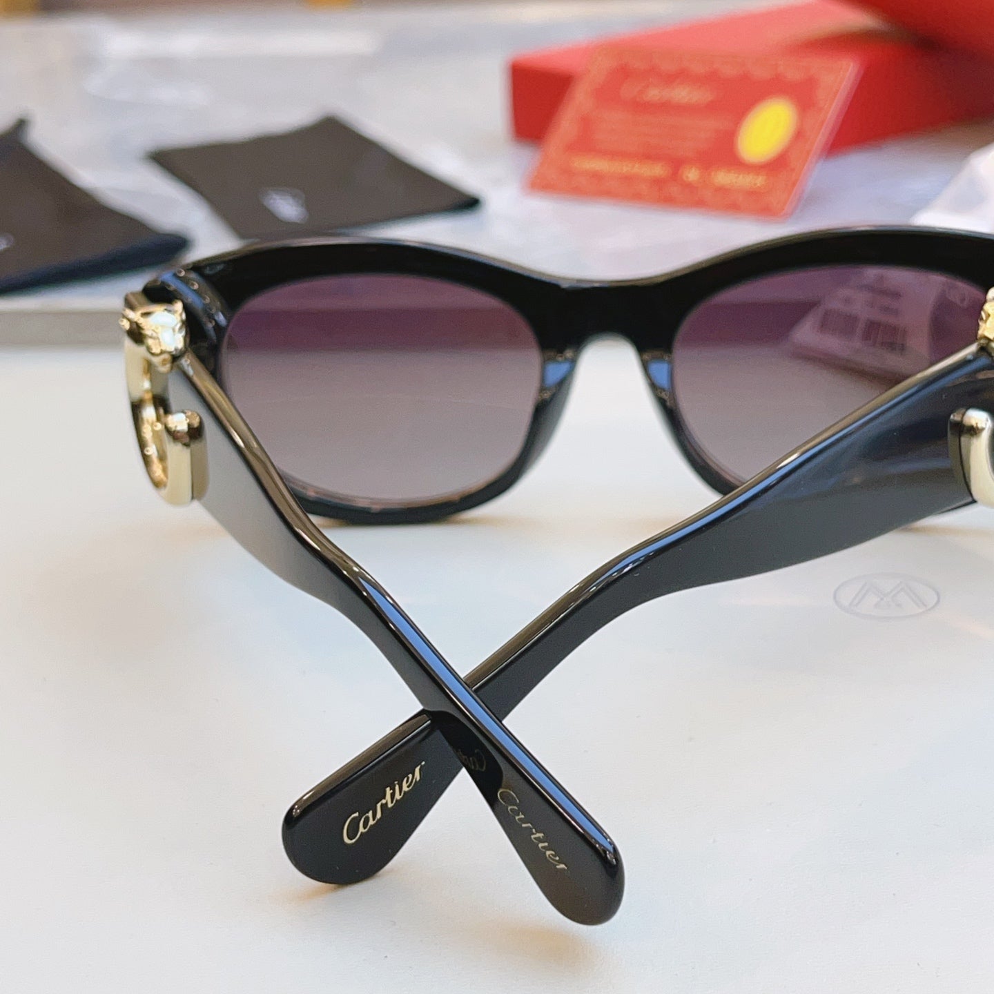 Cartier CT0472S Fashion Black Lens Sunglasses for Men & Women - 415934 - detail image 5