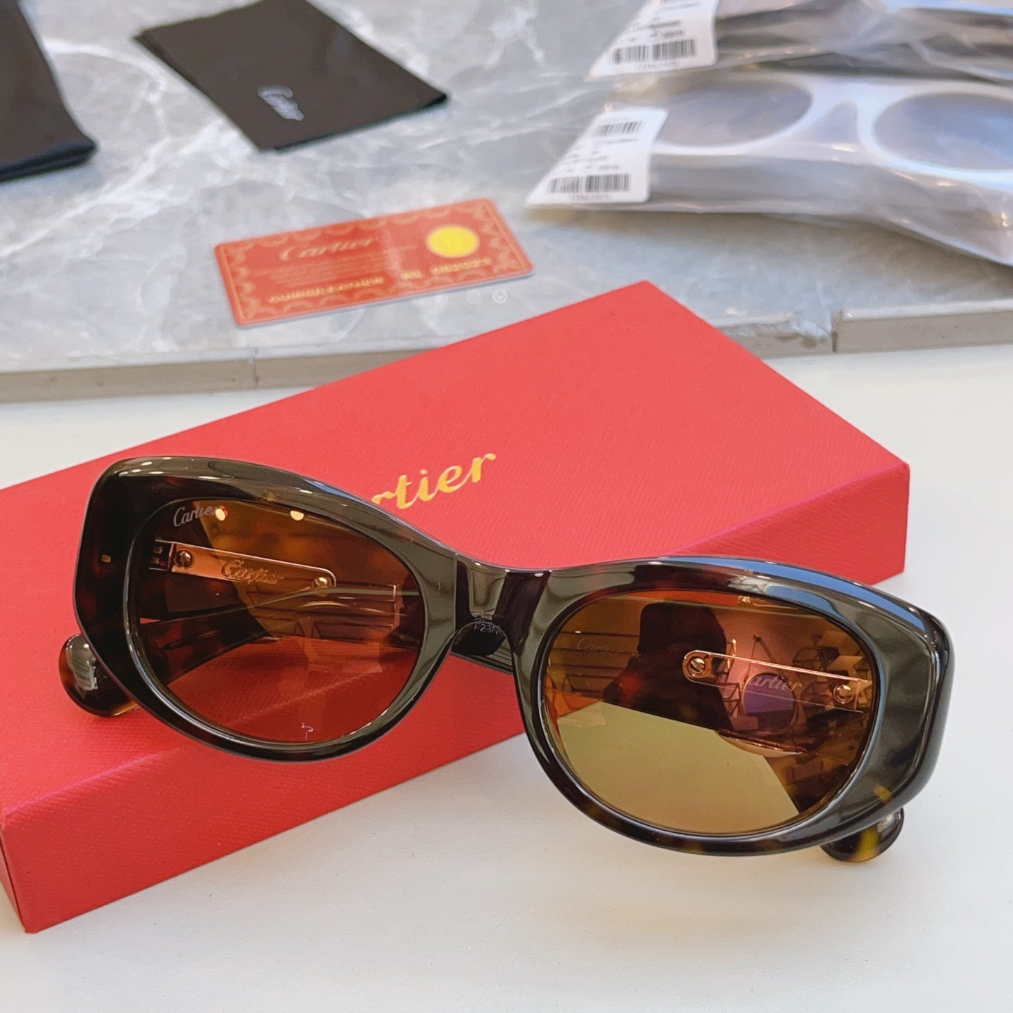 Cartier CT0472S Fashion Black Lens Sunglasses for Men & Women - detail image 2