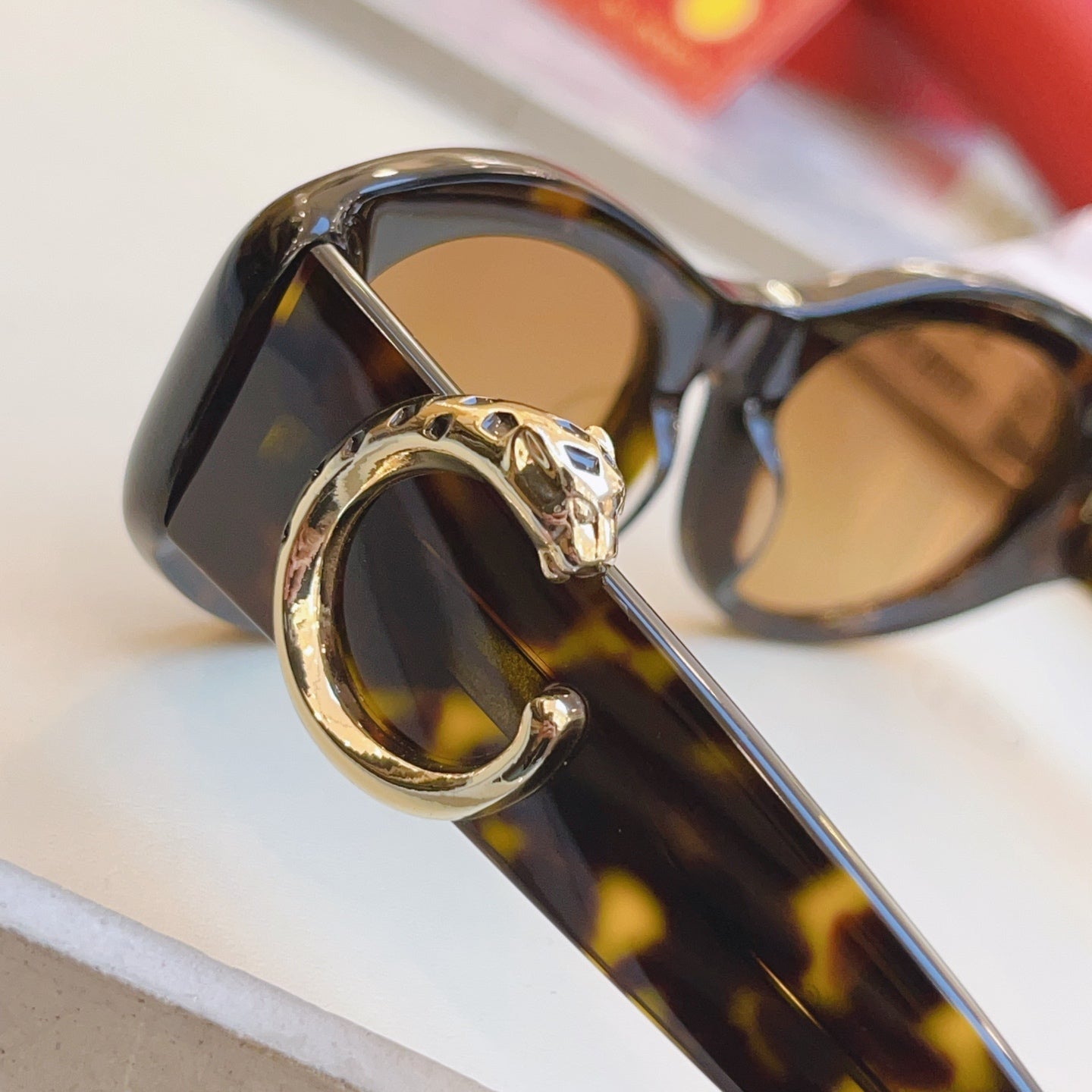 Cartier CT0472S Fashion Black Lens Sunglasses for Men & Women - detail image 5