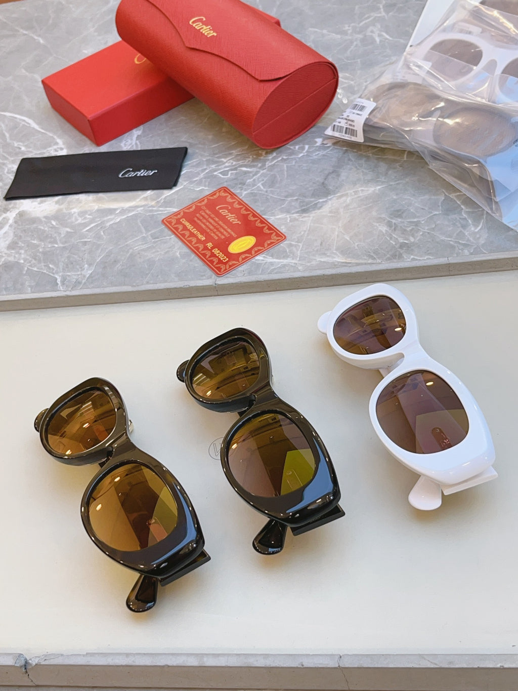 Cartier CT0472S Fashion Red Lens Sunglasses for Men & Women - detail image 11